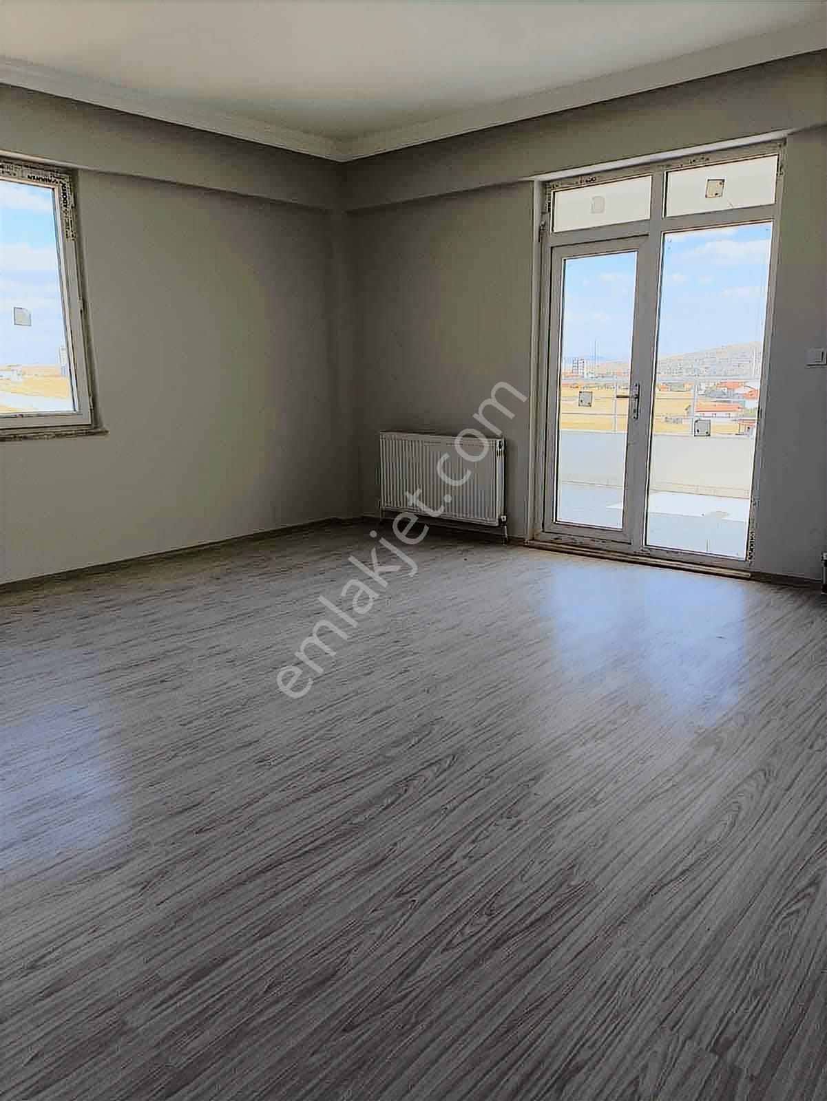 Erol Emlak Tan Aydınlık Evler Mah Satılık140m2&3+1 Daire - Görsel 15