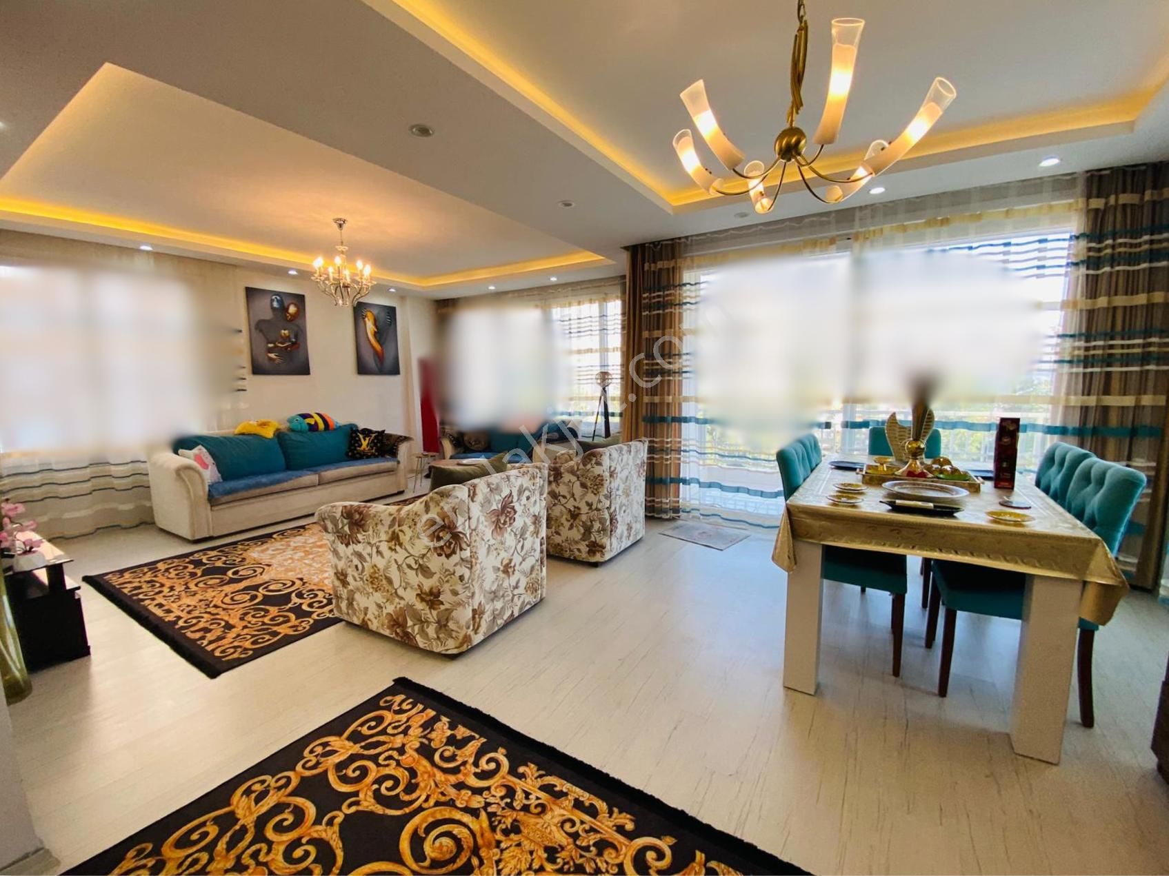 Ethereal'den Menderes'te Havuzlu Site İçi Geniş Full Yapılı 3+1