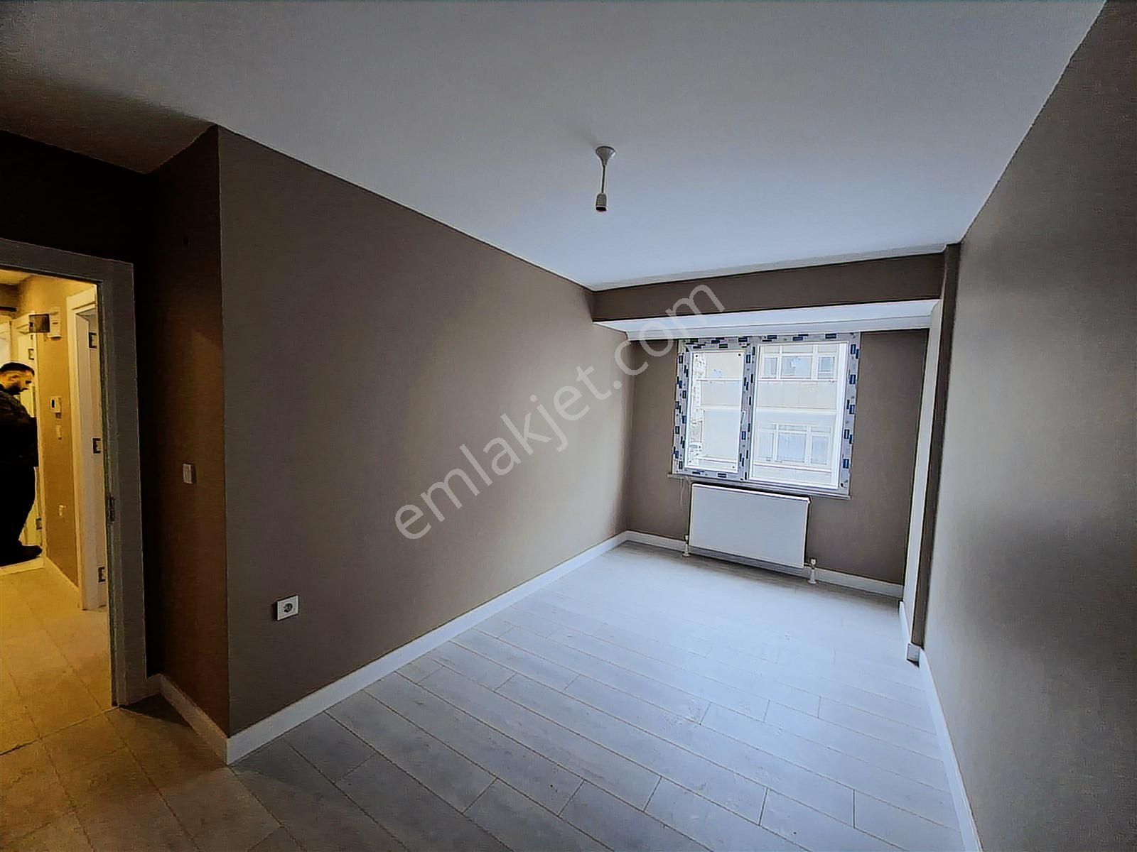 Metro Yakın Sıfır Binada 1. Kat 2+1 Odalı Satılık Daire - Görsel 8