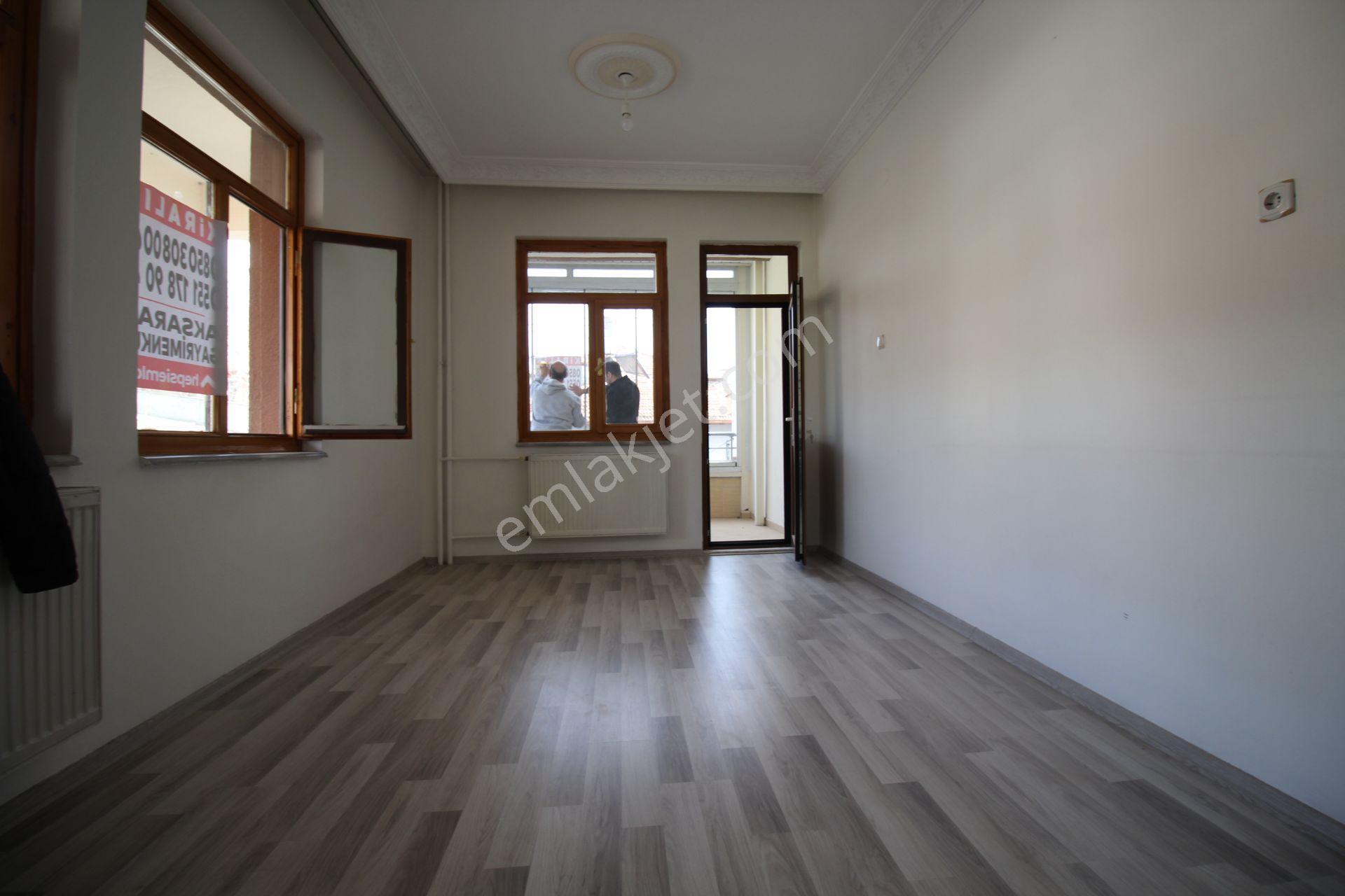 Aksaray Bahçeli Mahallesinde Kiralık Temiz 3+1 Kiralık Daire - Görsel 17