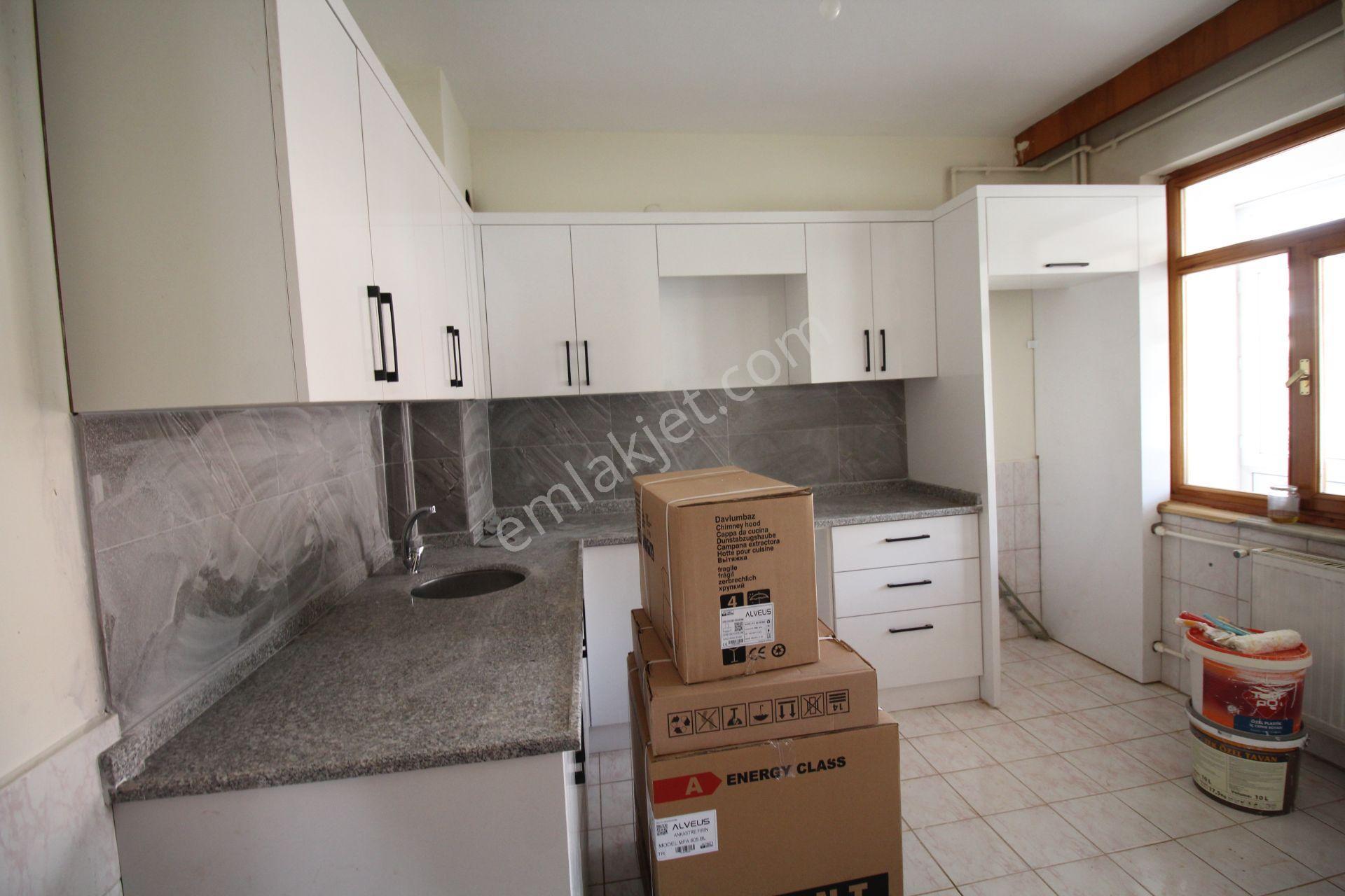 Aksaray Bahçeli Mahallesinde Kiralık Temiz 3+1 Kiralık Daire - Görsel 12