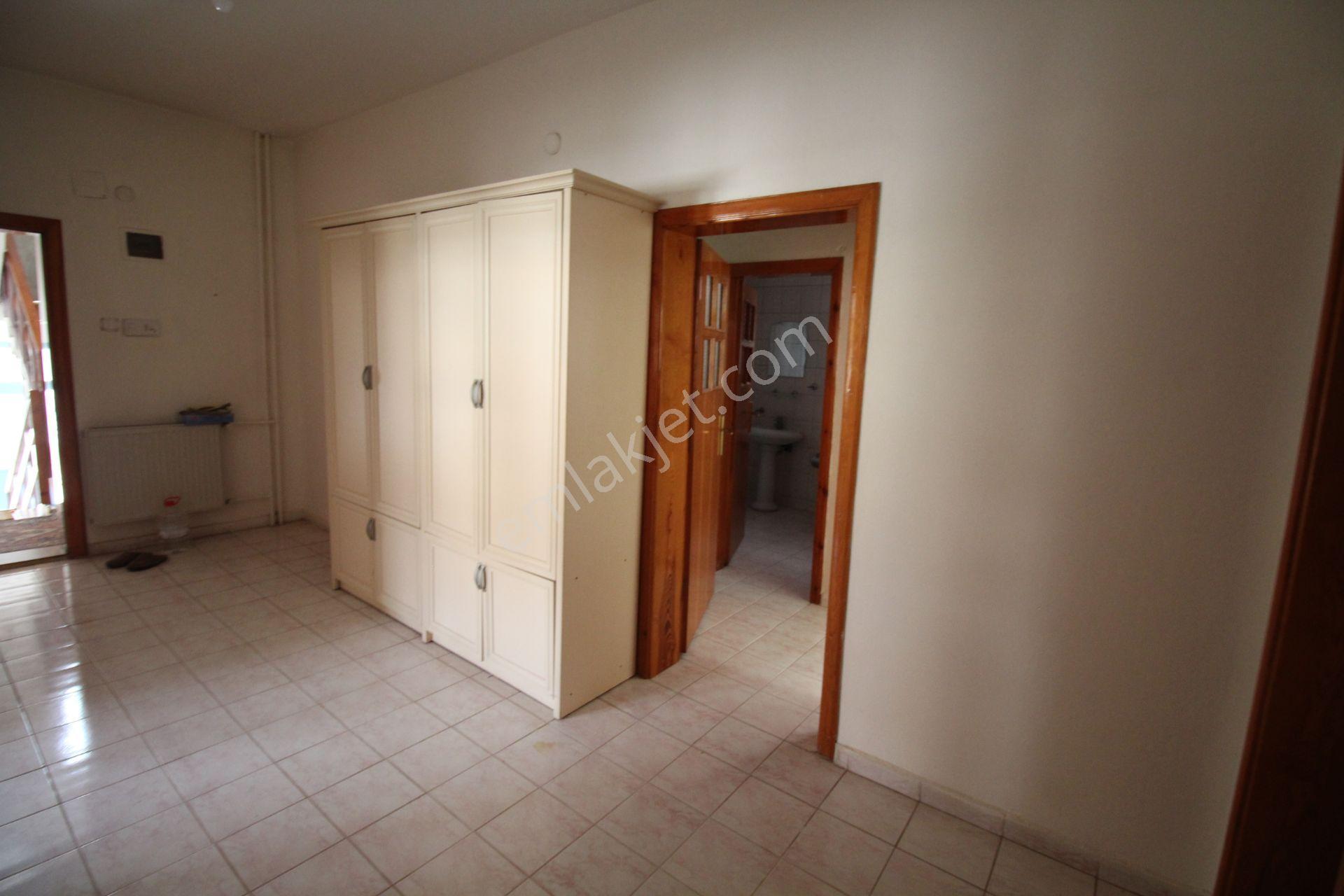 Aksaray Bahçeli Mahallesinde Kiralık Temiz 3+1 Kiralık Daire - Görsel 9