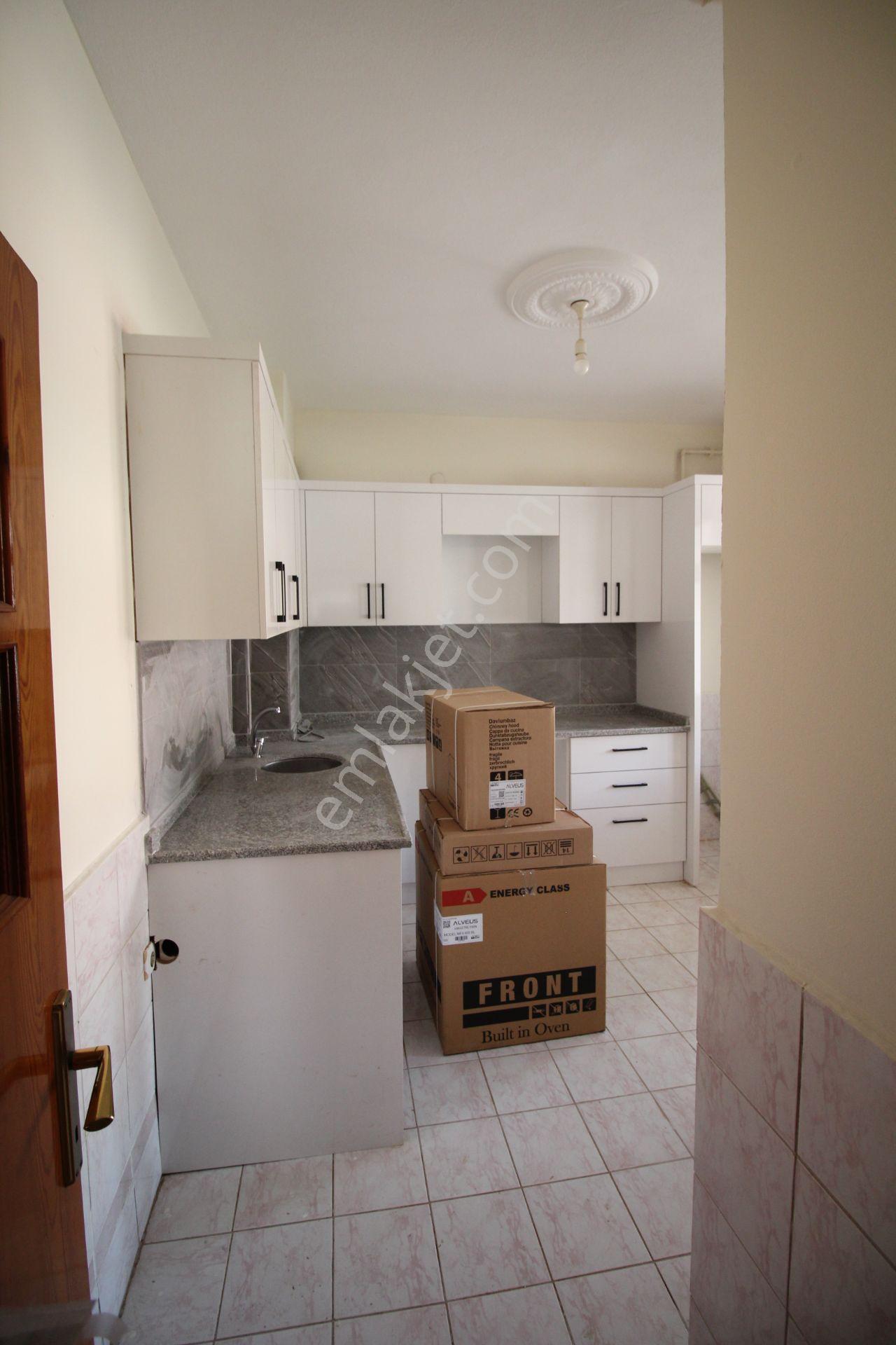 Aksaray Bahçeli Mahallesinde Kiralık Temiz 3+1 Kiralık Daire - Görsel 11
