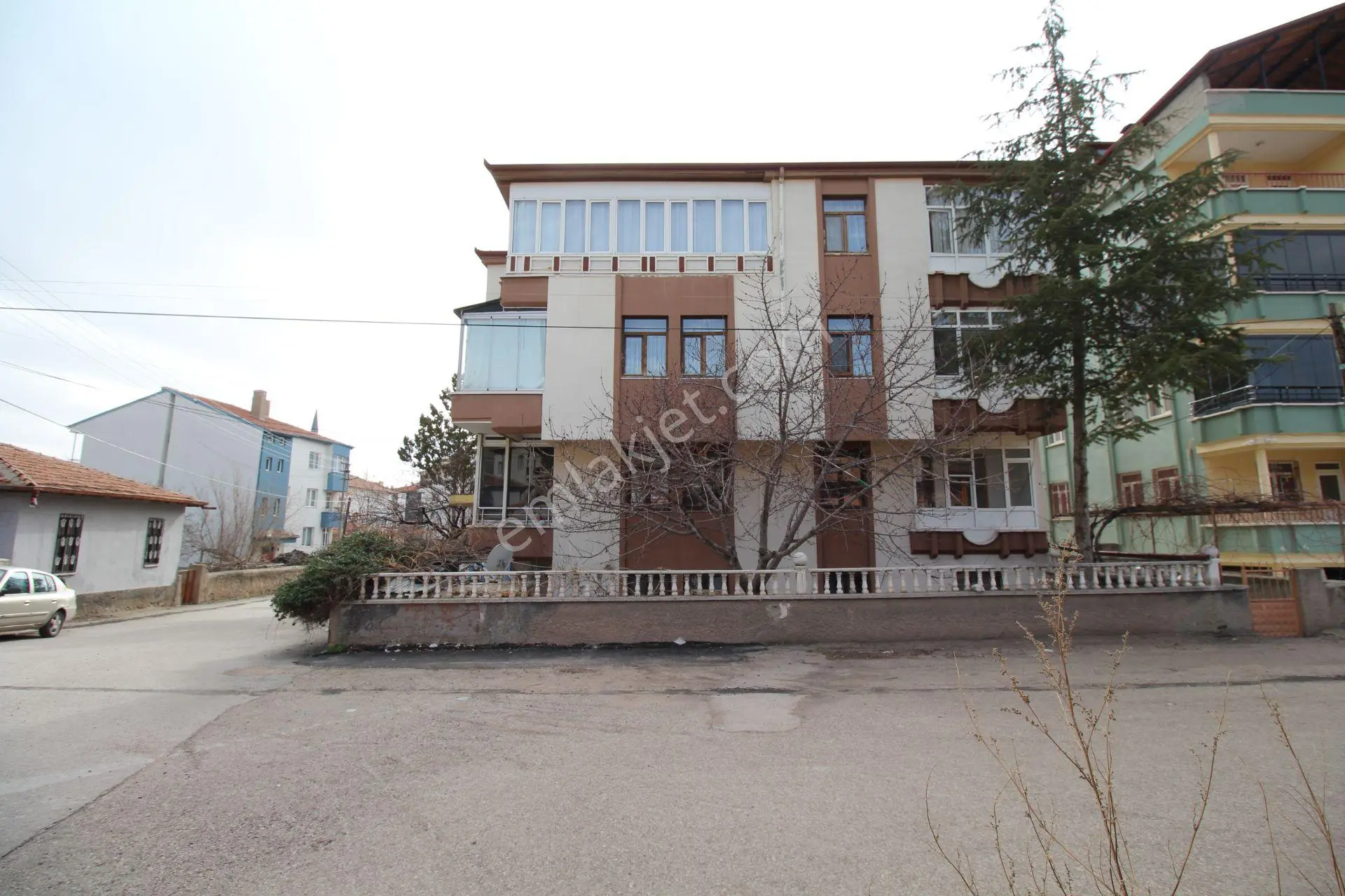 Aksaray Bahçeli Mahallesinde Kiralık Temiz 3+1 Kiralık Daire - Görsel 2