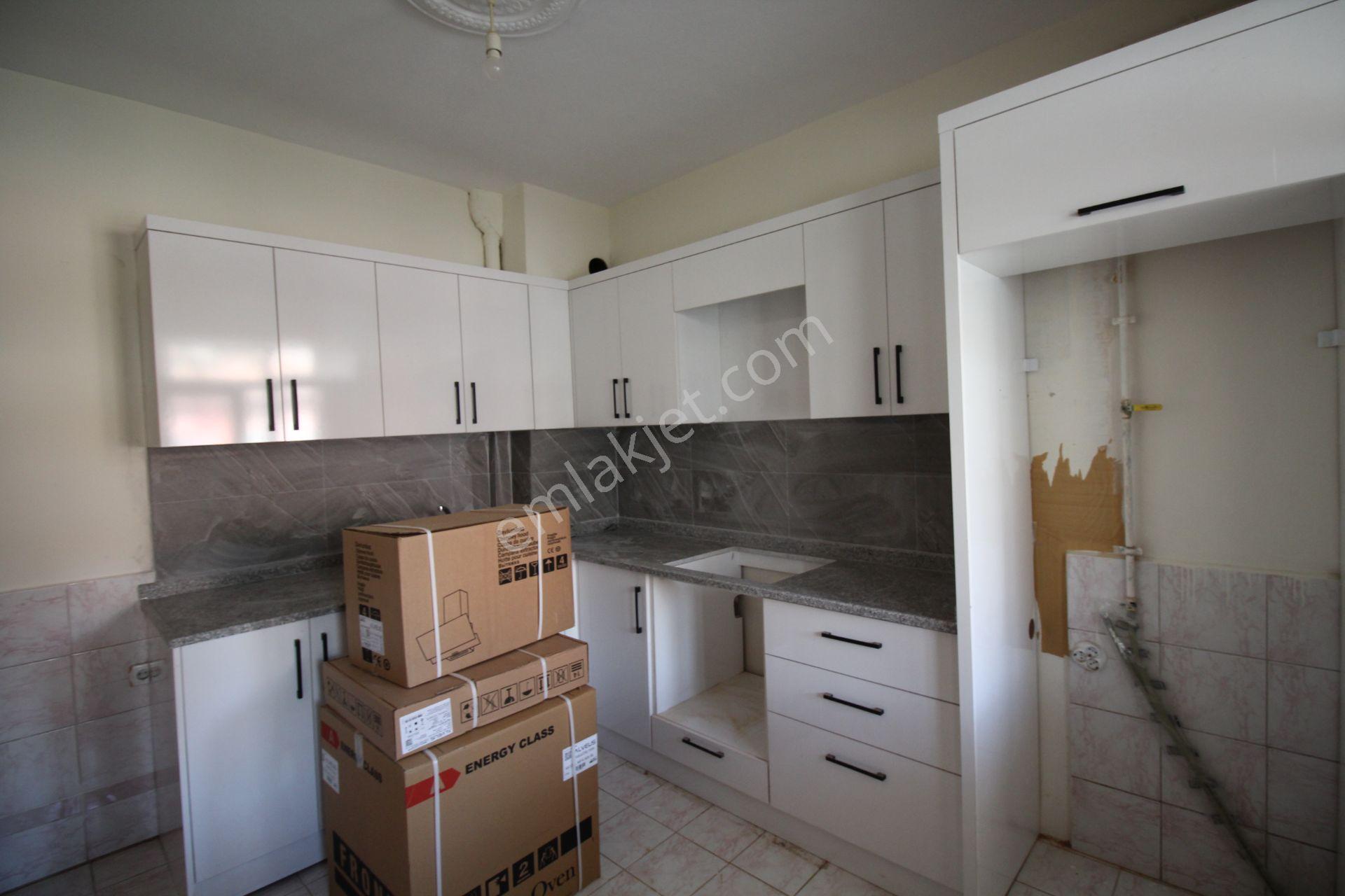 Aksaray Bahçeli Mahallesinde Kiralık Temiz 3+1 Kiralık Daire - Görsel 13
