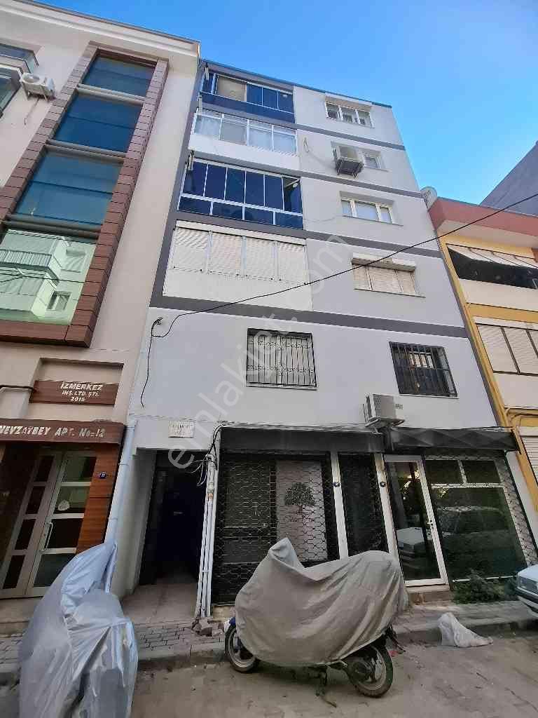 Merkezi Konumda Geniş Daire İzolasyonlu
