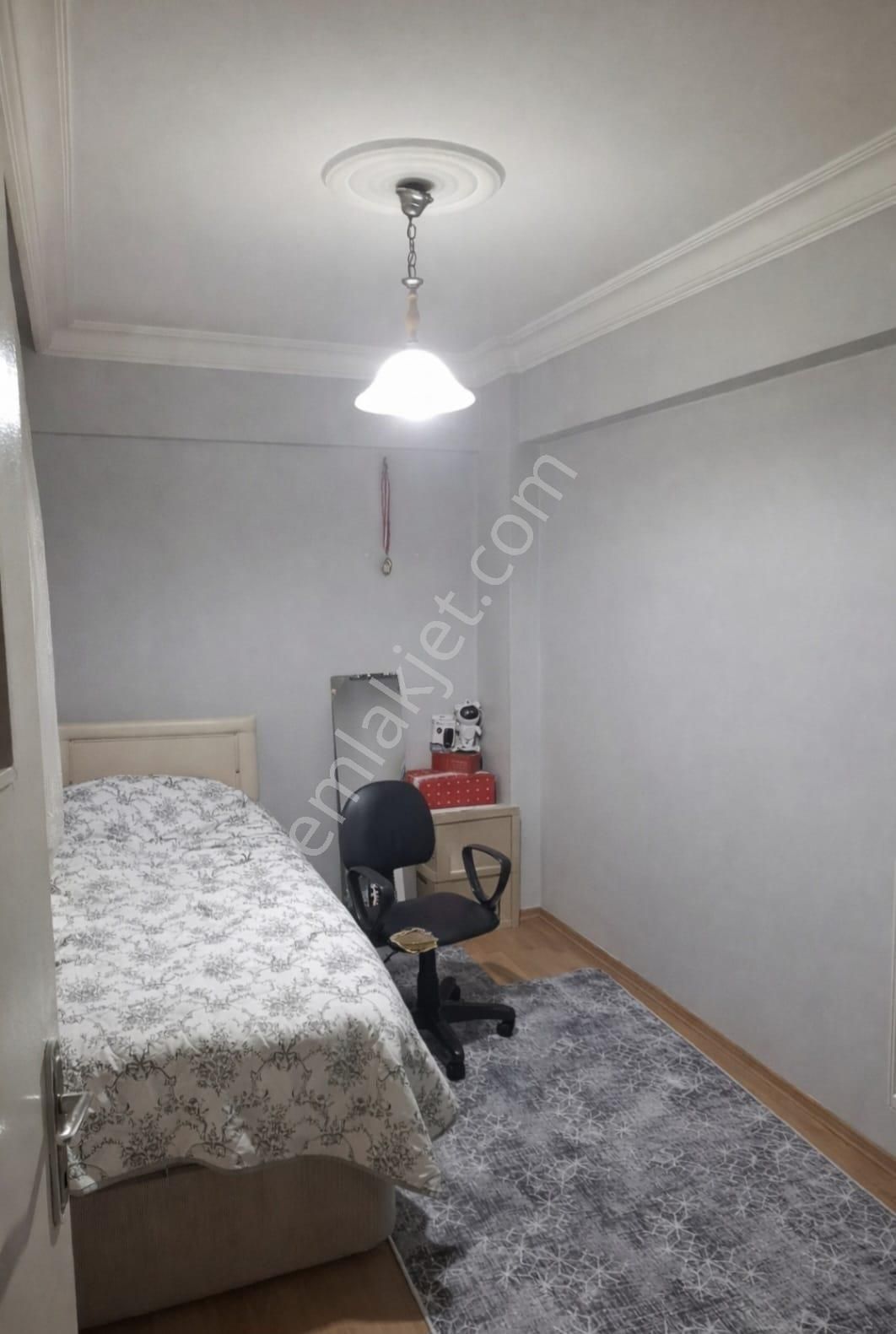 Merkezi Konumda Geniş Daire İzolasyonlu - Görsel 23