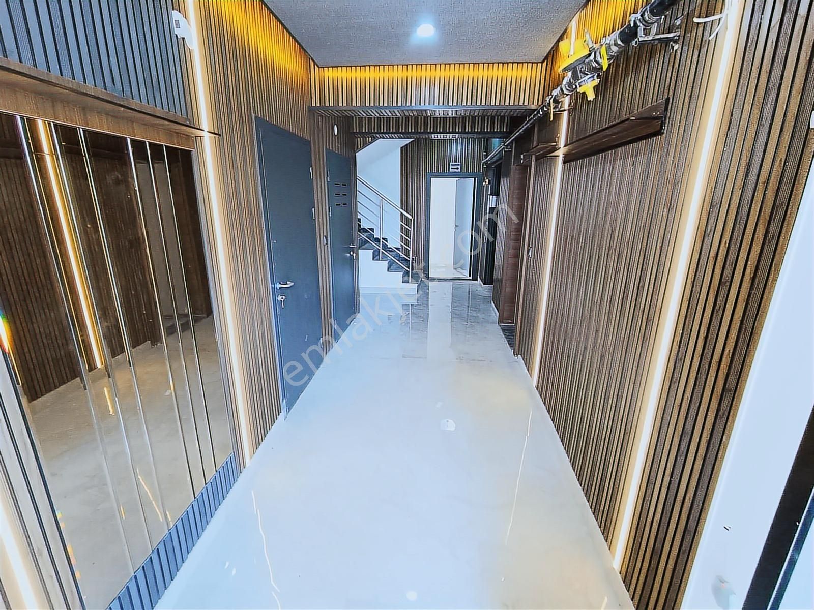 Güventepe Mahallesi'nde Ebeveyn Banyolu Sıfır 3+1 *giriş Kat* - Görsel 18