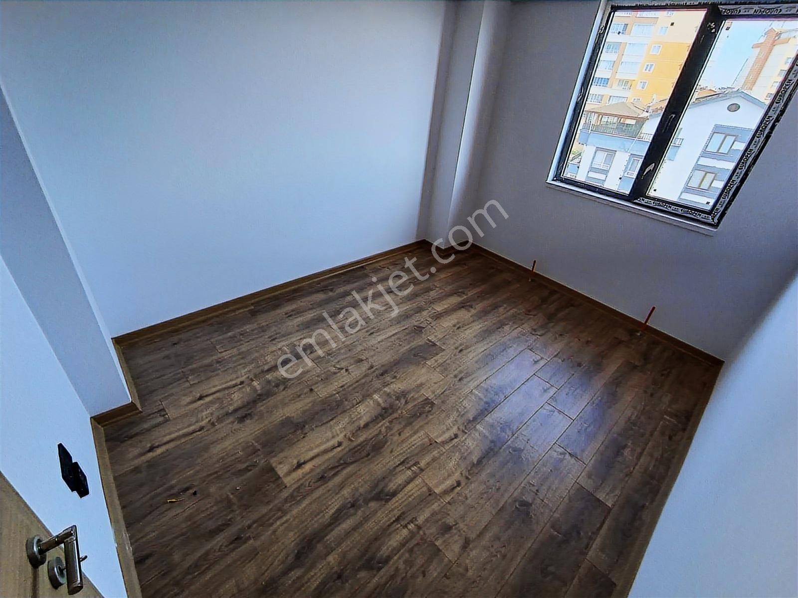 Güventepe Mahallesi'nde Ebeveyn Banyolu Sıfır 3+1 *giriş Kat* - Görsel 8