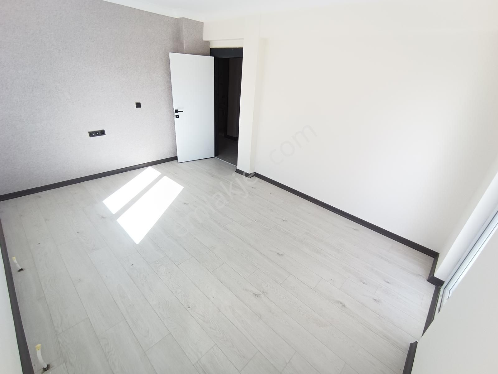 Çiğdemtepede Yapılı & Masrafsız Manzaralı Sıfır 3+1 Site Dairesi - Görsel 18