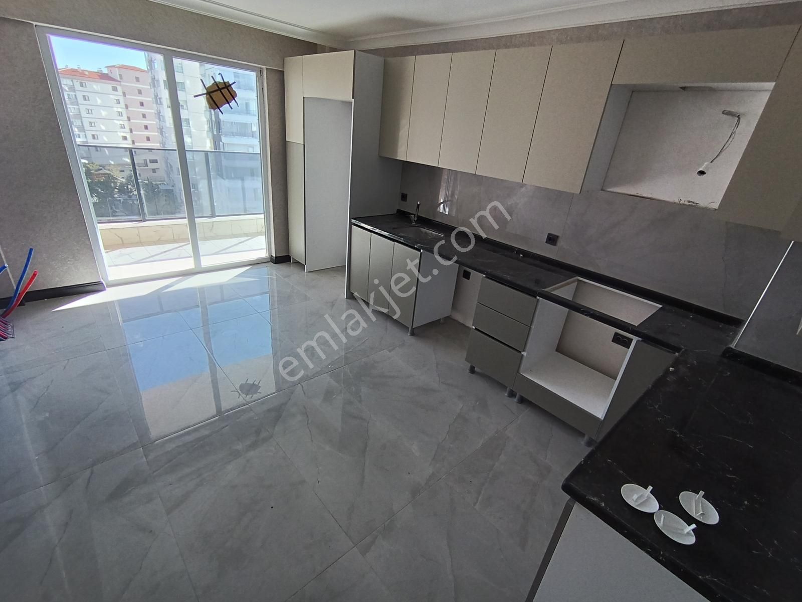 Çiğdemtepede Yapılı & Masrafsız Manzaralı Sıfır 3+1 Site Dairesi - Görsel 15