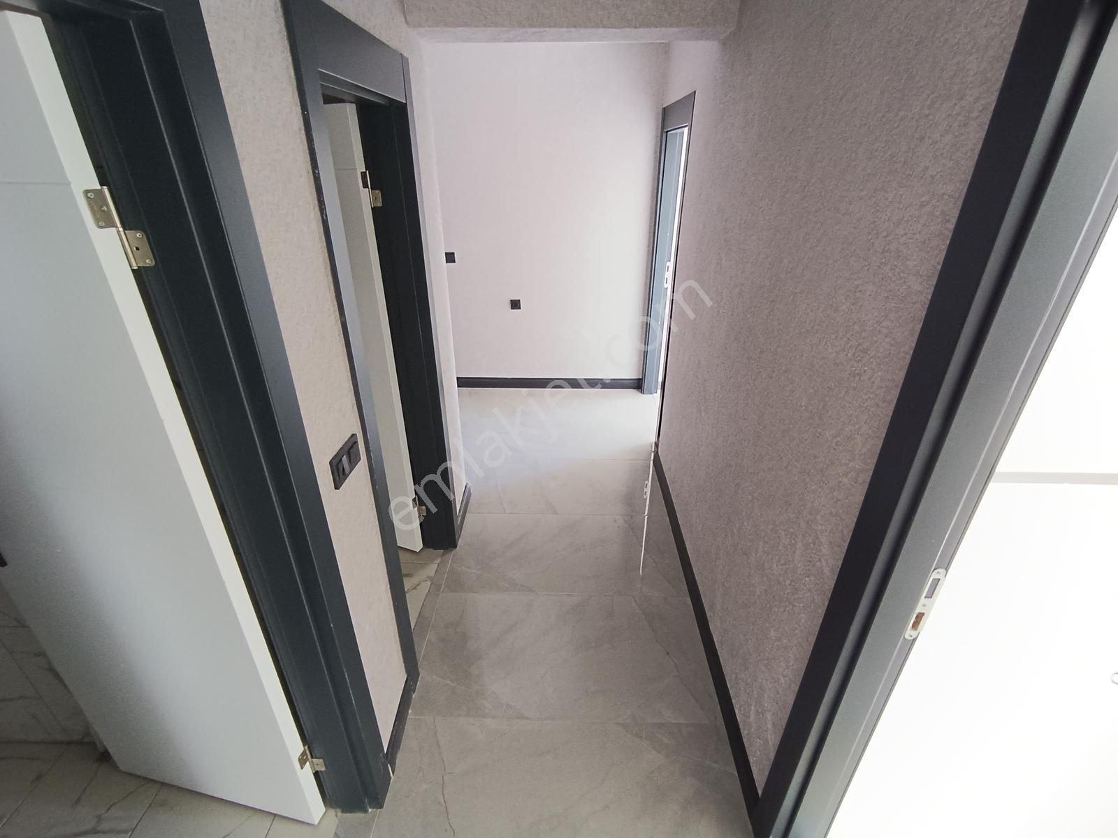 Çiğdemtepede Yapılı & Masrafsız Manzaralı Sıfır 3+1 Site Dairesi - Görsel 4