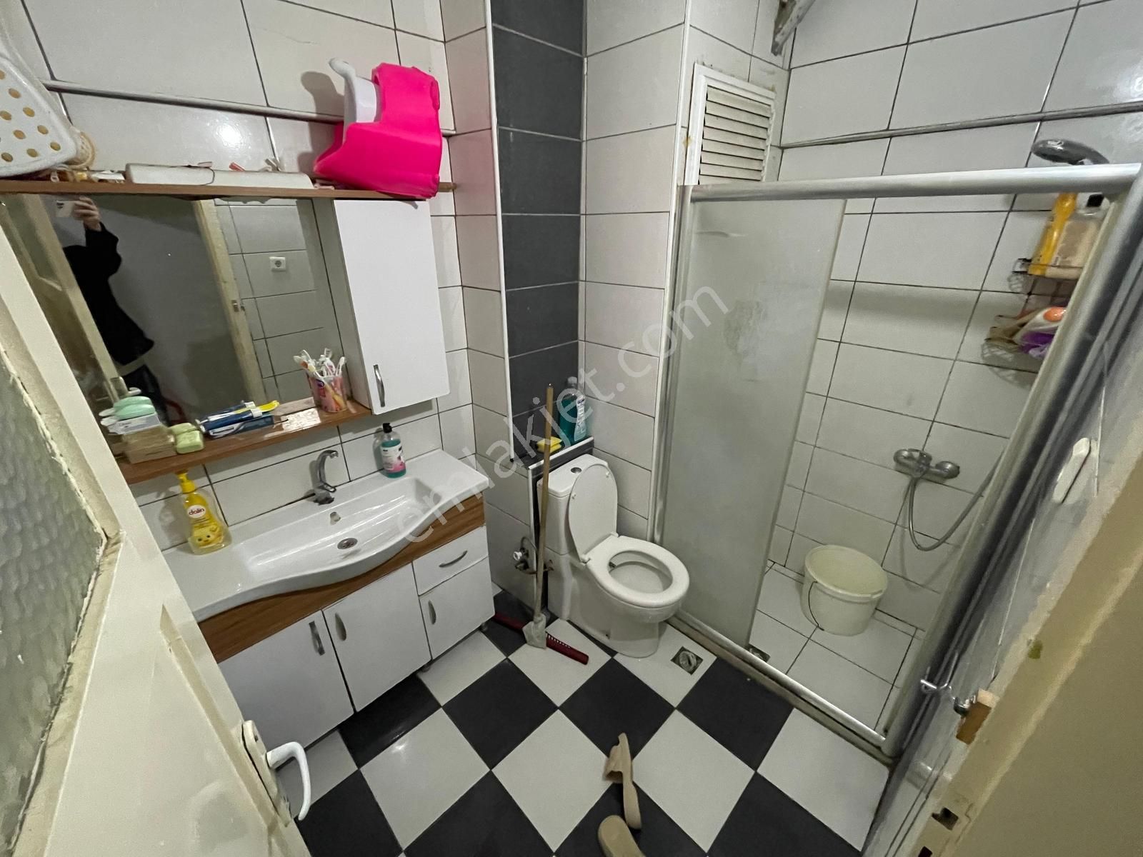 Karşıyaka'da Bu Fiyata Kaçırılmaz Fırsat Ara Katta 3+1 Satılık - Görsel 19