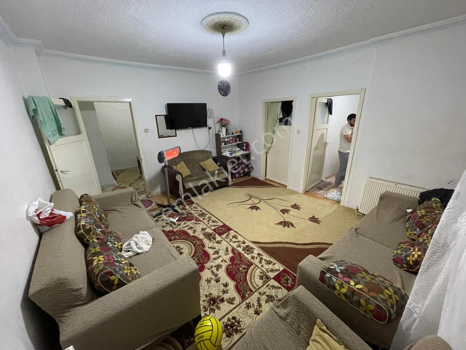 Karşıyaka'da Bu Fiyata Kaçırılmaz Fırsat Ara Katta 3+1 Satılık - Görsel 4