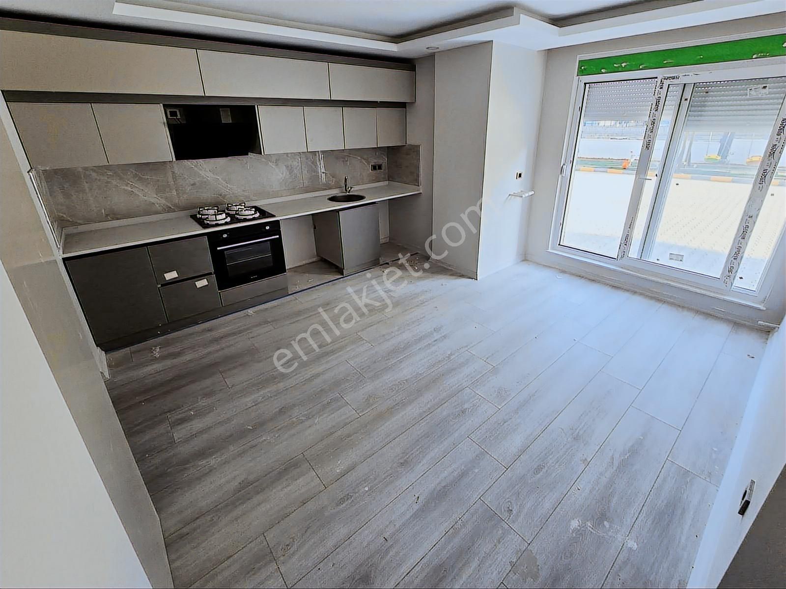 Gazi Mah'de Sıfır 1+1 Yüksek Giriş