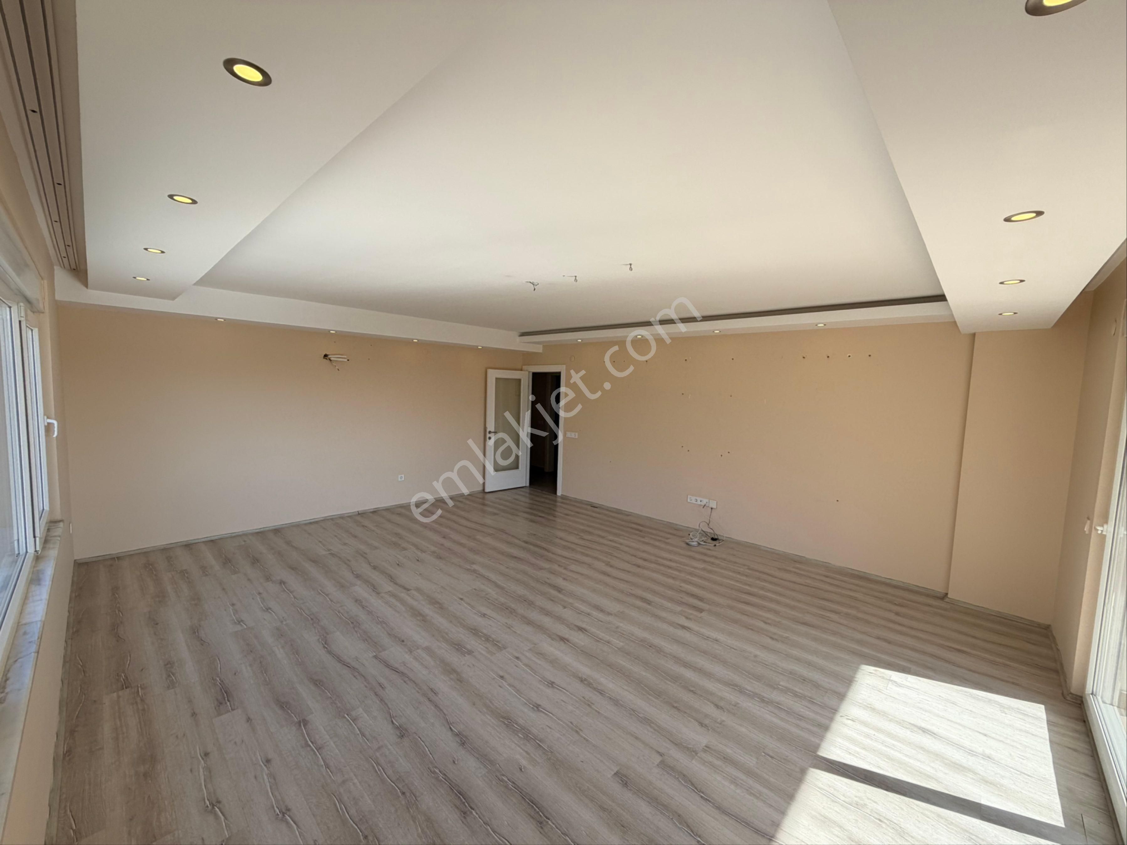 Emlakparktan Çıplaklı Mahallesi Site İçi Kiralık 3+1 Daire - Görsel 10