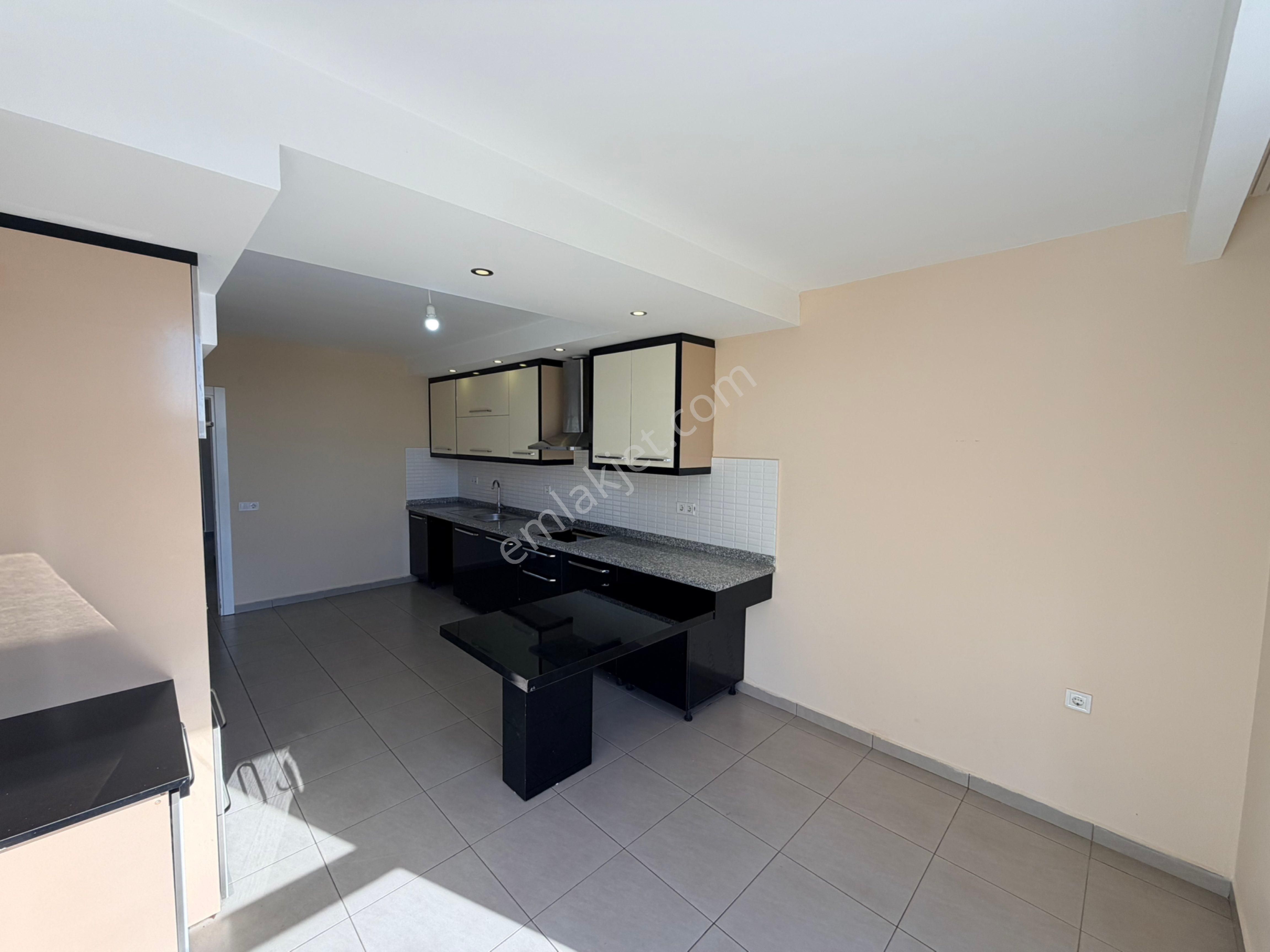 Emlakparktan Çıplaklı Mahallesi Site İçi Kiralık 3+1 Daire - Görsel 16