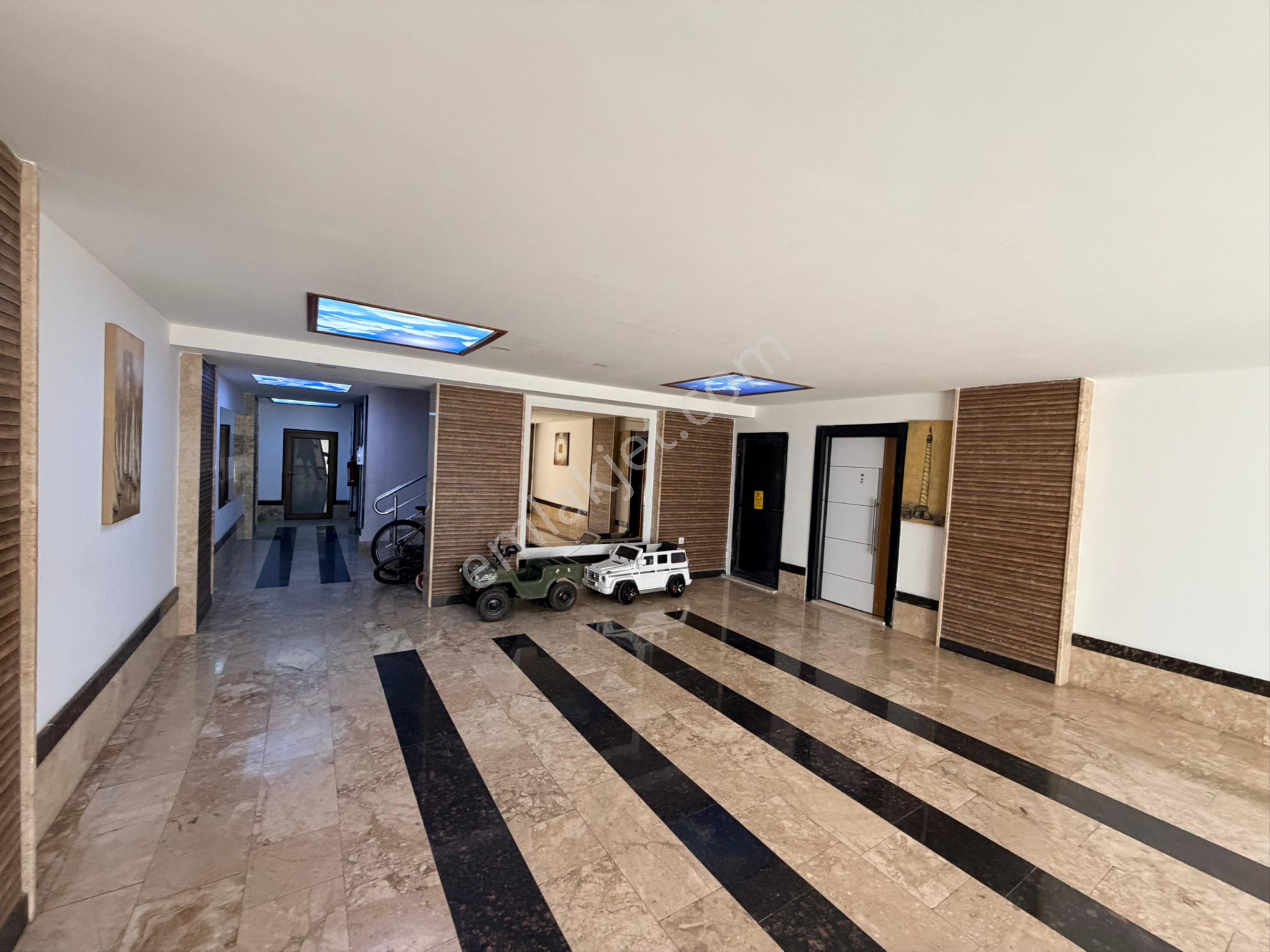 Emlakparktan Çıplaklı Mahallesi Site İçi Kiralık 3+1 Daire - Görsel 5