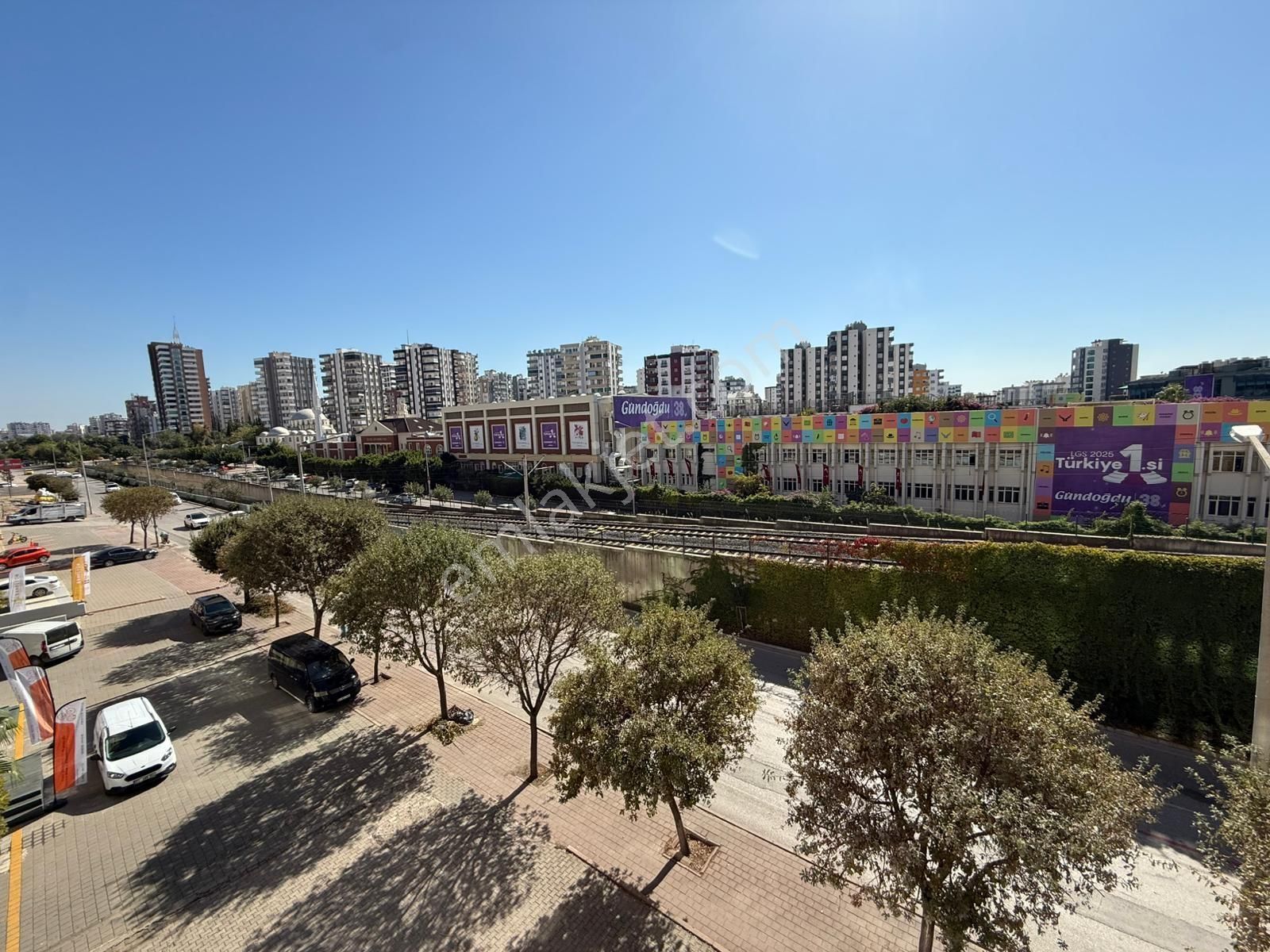 T.özal Blv Üzeri 4+1 K.mutfak Ç.banyo G.odalı Geniş Lüx Daire - Görsel 15