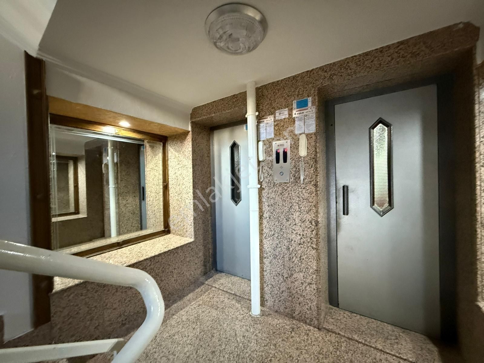 T.özal Blv Üzeri 4+1 K.mutfak Ç.banyo G.odalı Geniş Lüx Daire - Görsel 34