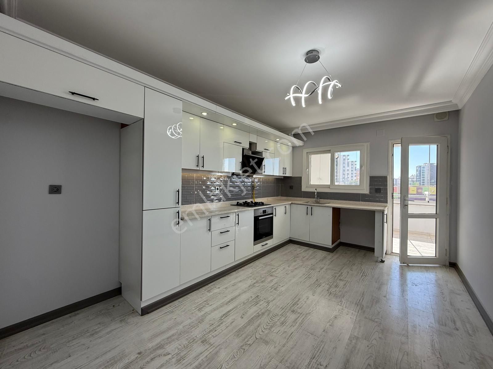 T.özal Blv Üzeri 4+1 K.mutfak Ç.banyo G.odalı Geniş Lüx Daire - Görsel 31