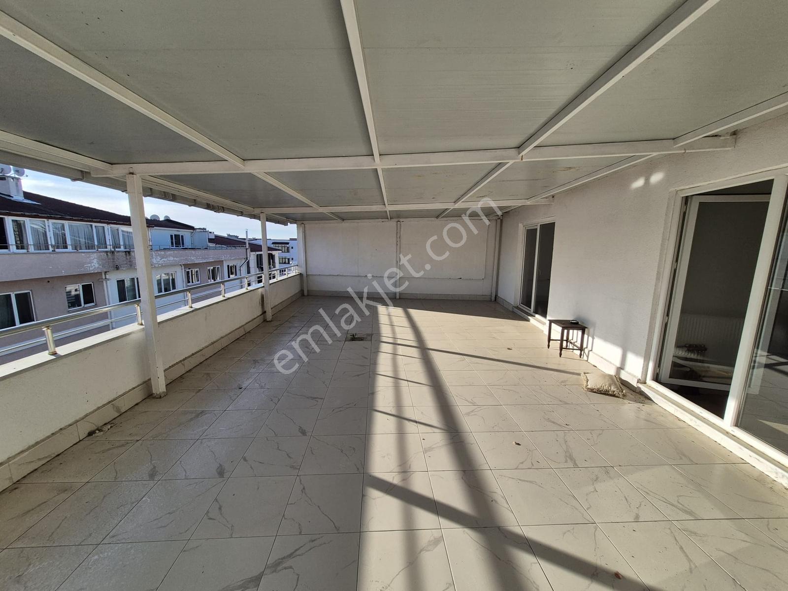 Bulvar Emlak'tan Kiralık Merkezi Konumda 5+1 Dubleks Daire - Görsel 17