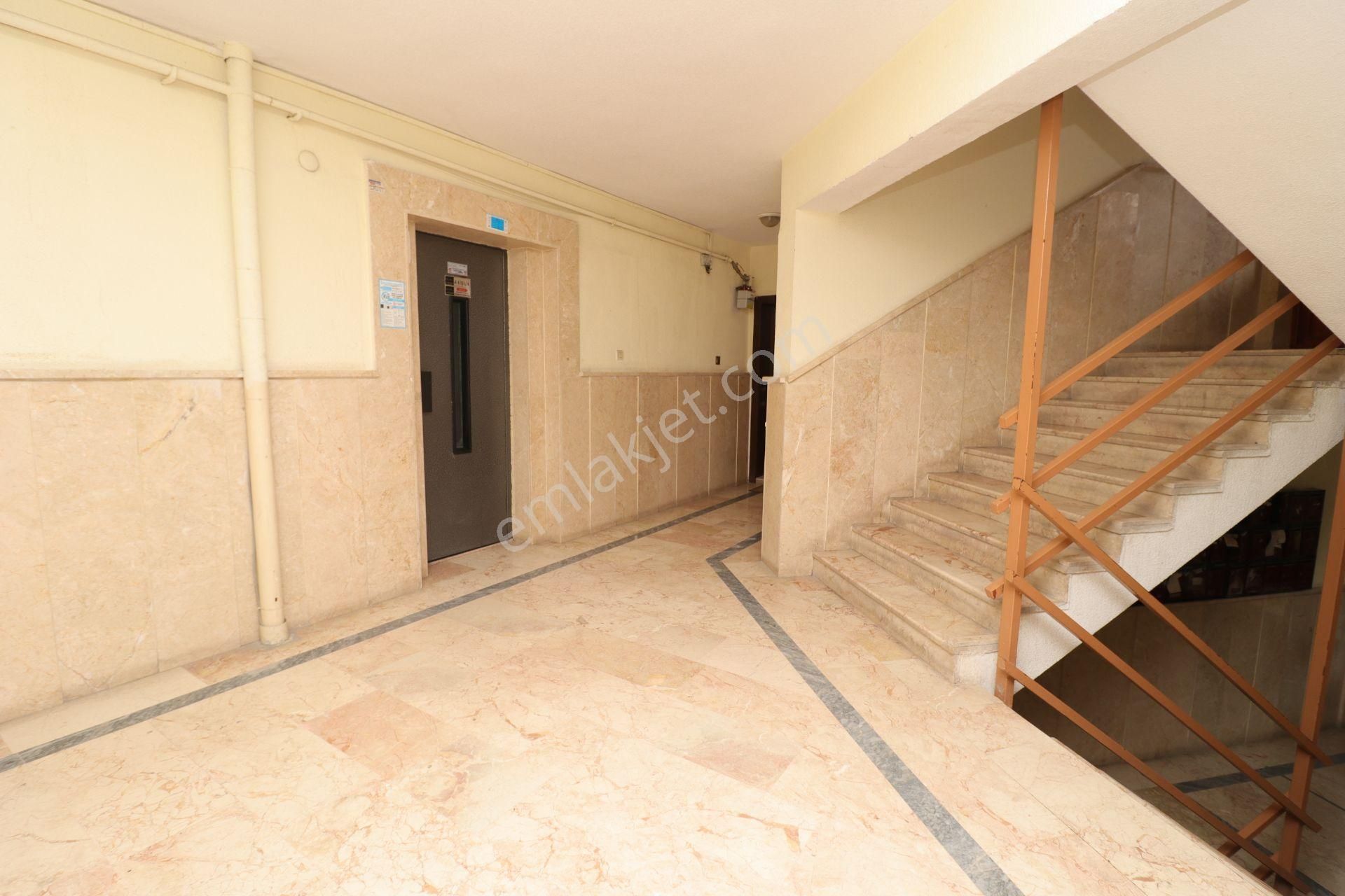 Akif'ten Topçu'da 3+1 Ebeveyn Banyolu 14. Cadde Yanı Site İçi Satılık Daire - Görsel 27