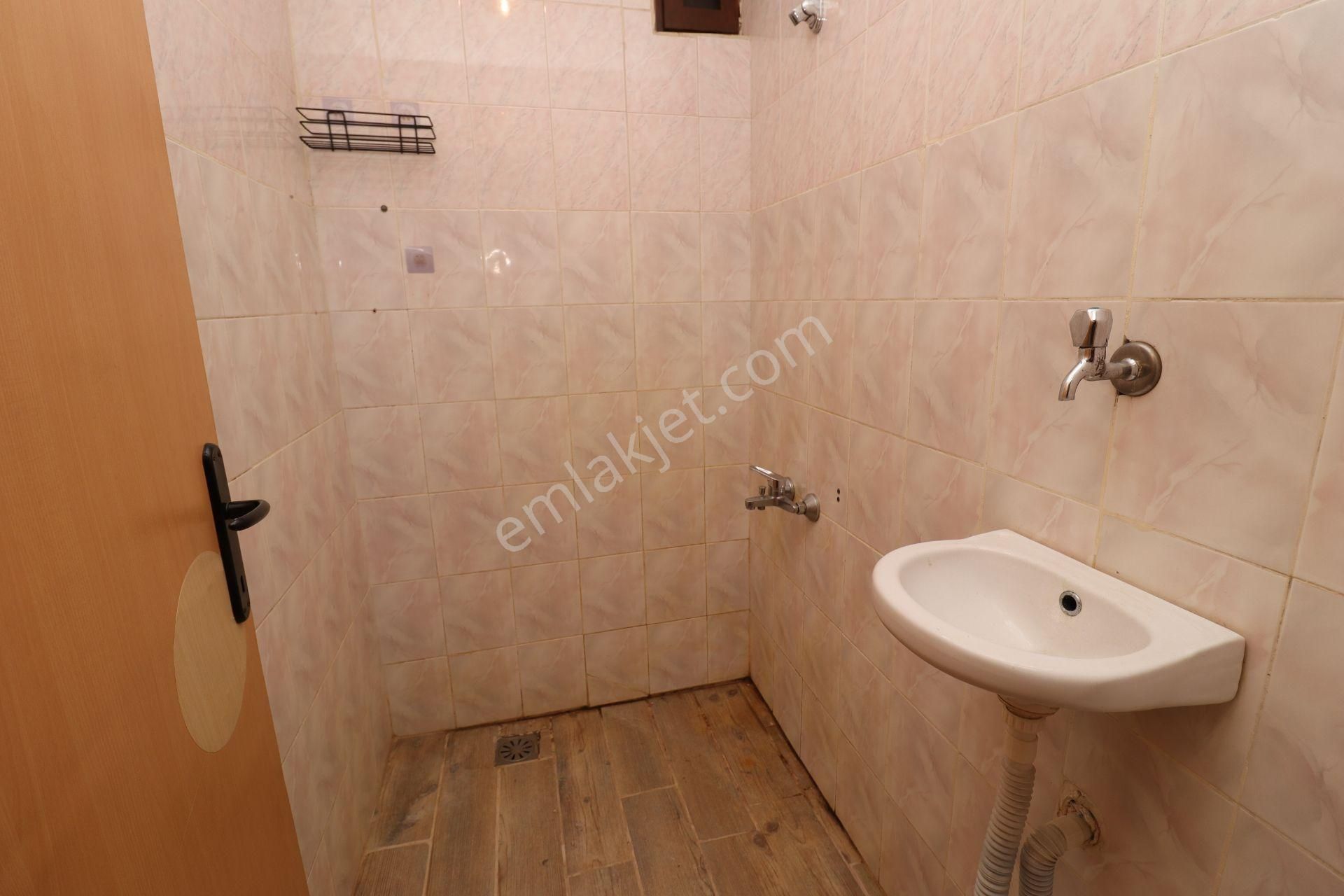 Akif'ten Topçu'da 3+1 Ebeveyn Banyolu 14. Cadde Yanı Site İçi Satılık Daire - Görsel 17