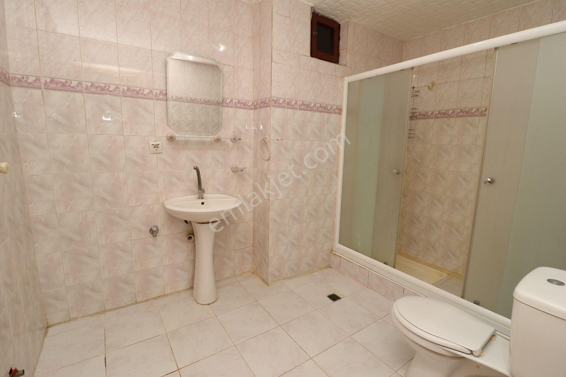 Akif'ten Topçu'da 3+1 Ebeveyn Banyolu 14. Cadde Yanı Site İçi Satılık Daire - Görsel 12