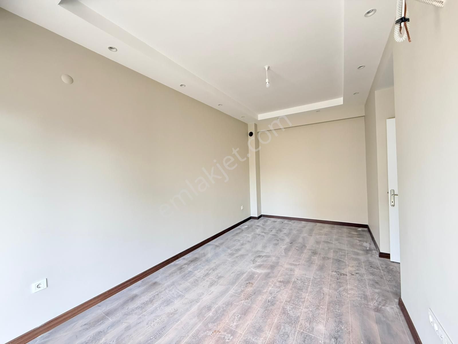 Cb King'den Plevne Mah. Savaştepe Caddesi 2+1 Kiralık Ofis - Görsel 5