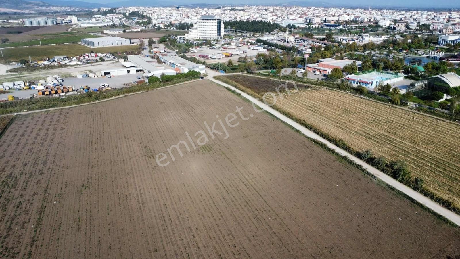 Karacabey Canbalıda Yüksek Potansiyelli Yatırımlık Tarla - Görsel 14