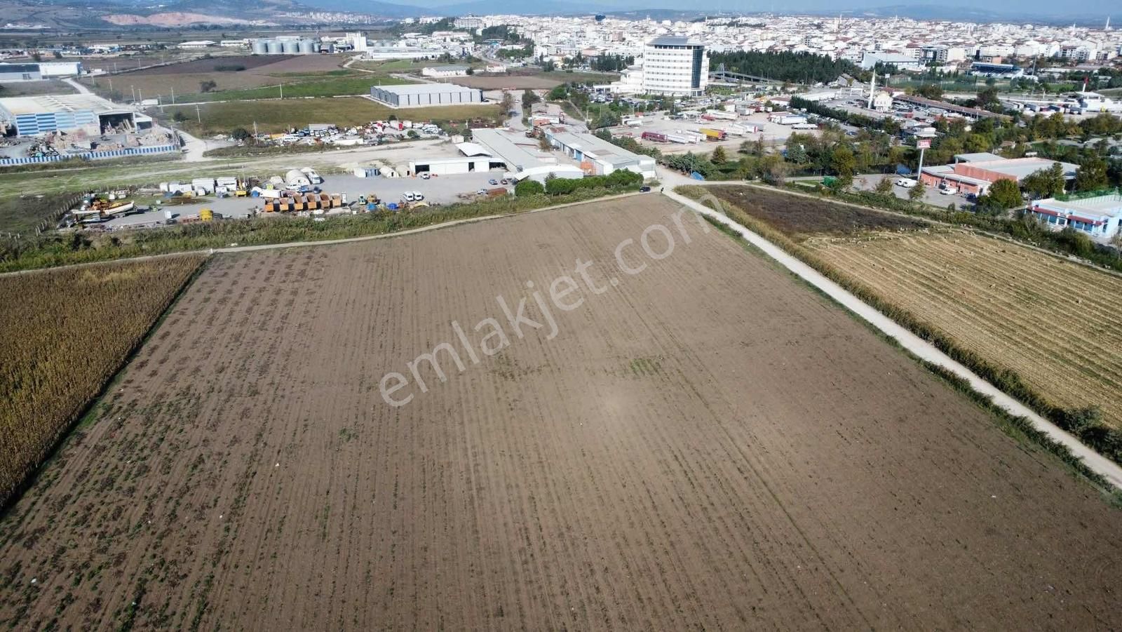 Karacabey Canbalıda Yüksek Potansiyelli Yatırımlık Tarla - Görsel 9