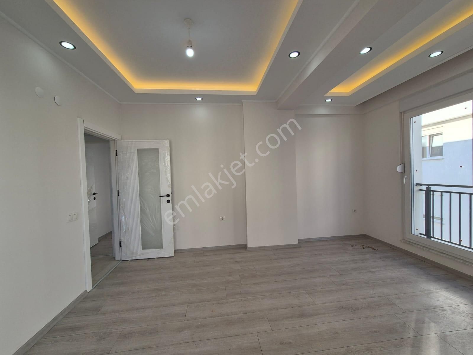 Çamlıbel'de Tramvaya 250m Asansörlü Sıfır Katta 2+1 Daire - Görsel 20