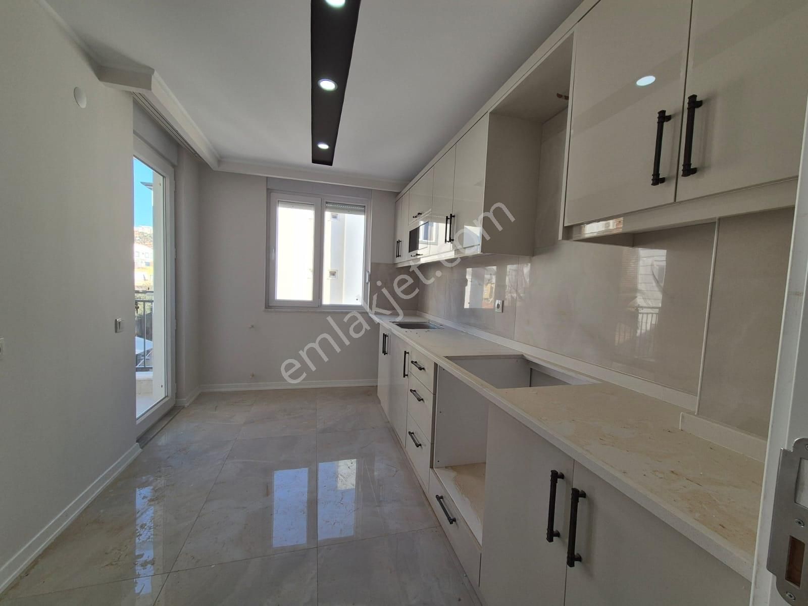 Çamlıbel'de Tramvaya 250m Asansörlü Sıfır Katta 2+1 Daire - Görsel 4