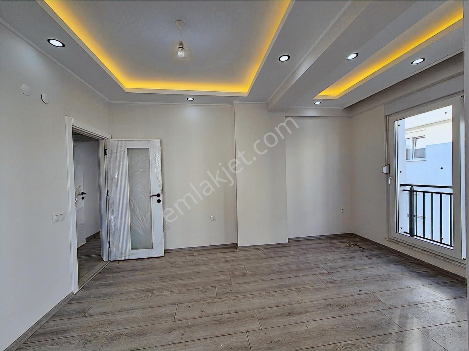 Çamlıbel'de Tramvaya 250m Asansörlü Sıfır Katta 2+1 Daire - Görsel 2