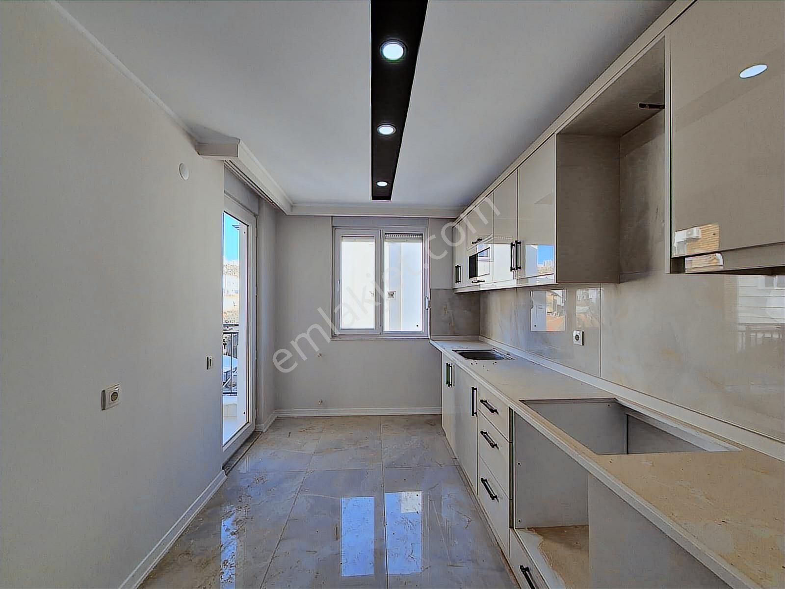 Çamlıbel'de Tramvaya 250m Asansörlü Sıfır Katta 2+1 Daire - Görsel 10