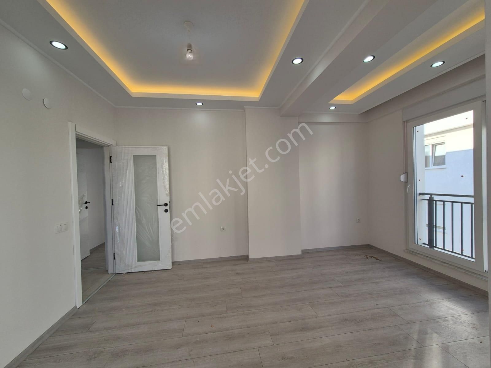 Çamlıbel'de Tramvaya 250m Asansörlü Sıfır Katta 2+1 Daire - Görsel 15