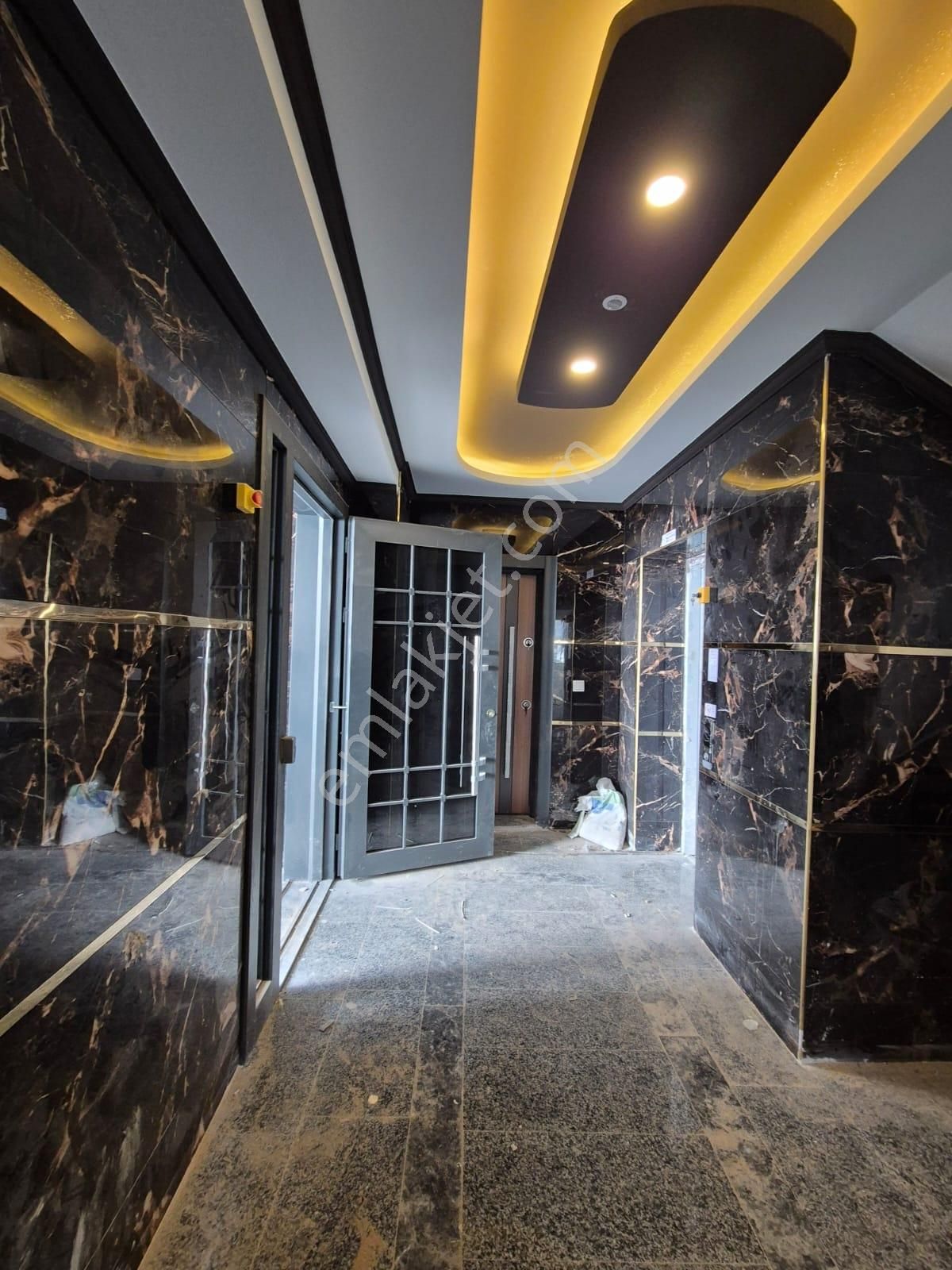 Çamlıbel'de Tramvaya 250m Asansörlü Sıfır Katta 2+1 Daire - Görsel 19