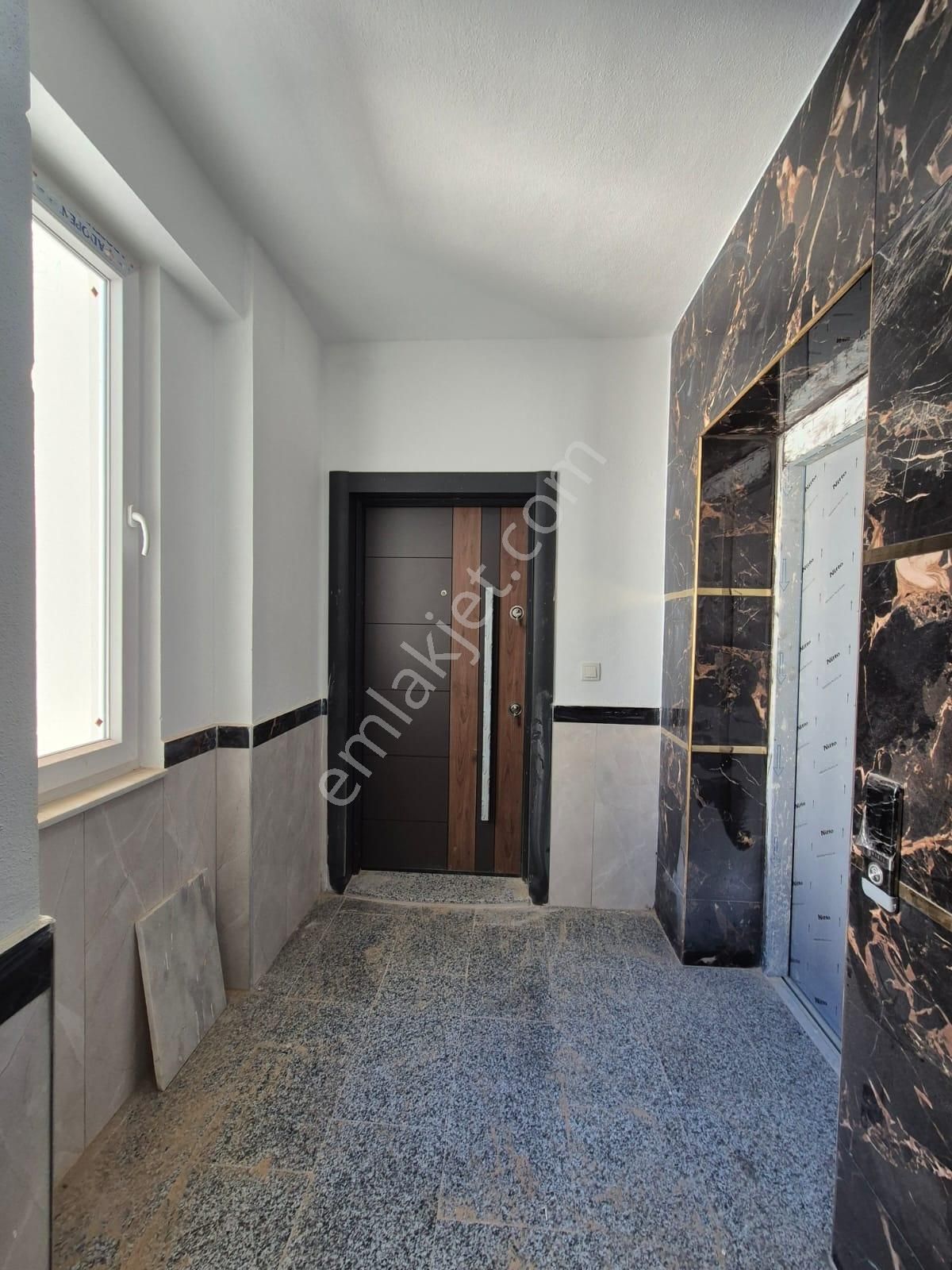 Çamlıbel'de Tramvaya 250m Asansörlü Sıfır Katta 2+1 Daire - Görsel 21