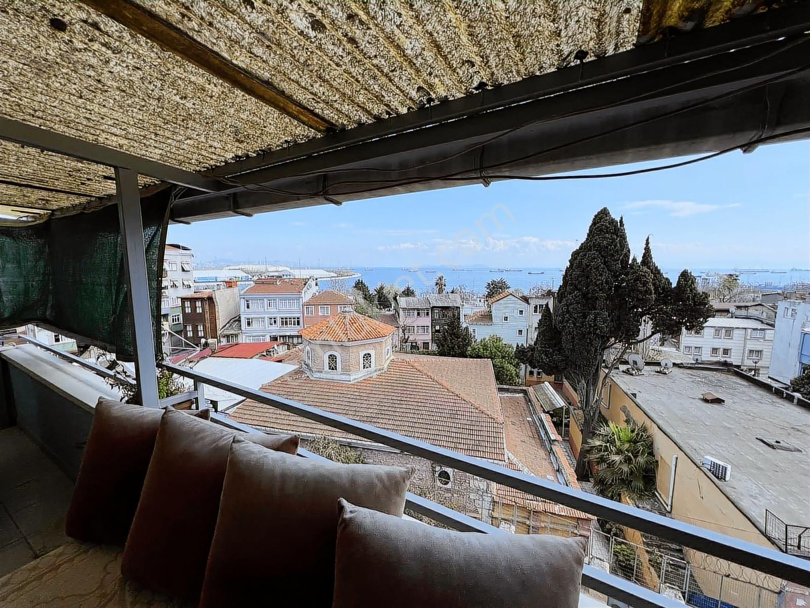 Fatih Satılık Komple Bina 4 Katlı Full Teras Deniz Manzaralı