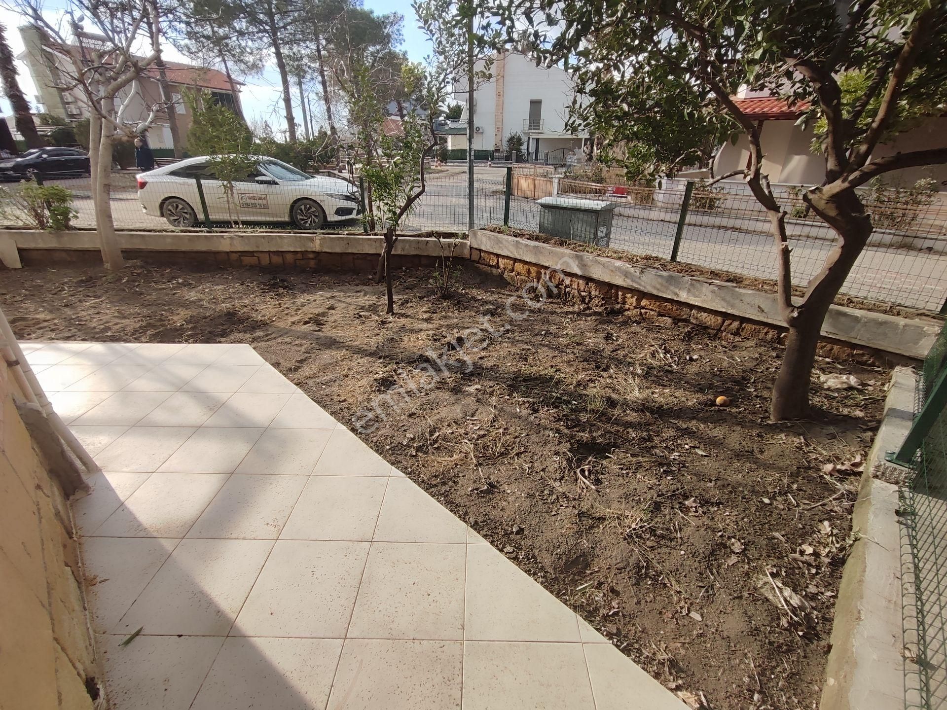 Kardeşten Altınoluk'ta Denize 30 Adım Geniş Bahçe Kullanımlı 2+1 Daire - Görsel 3