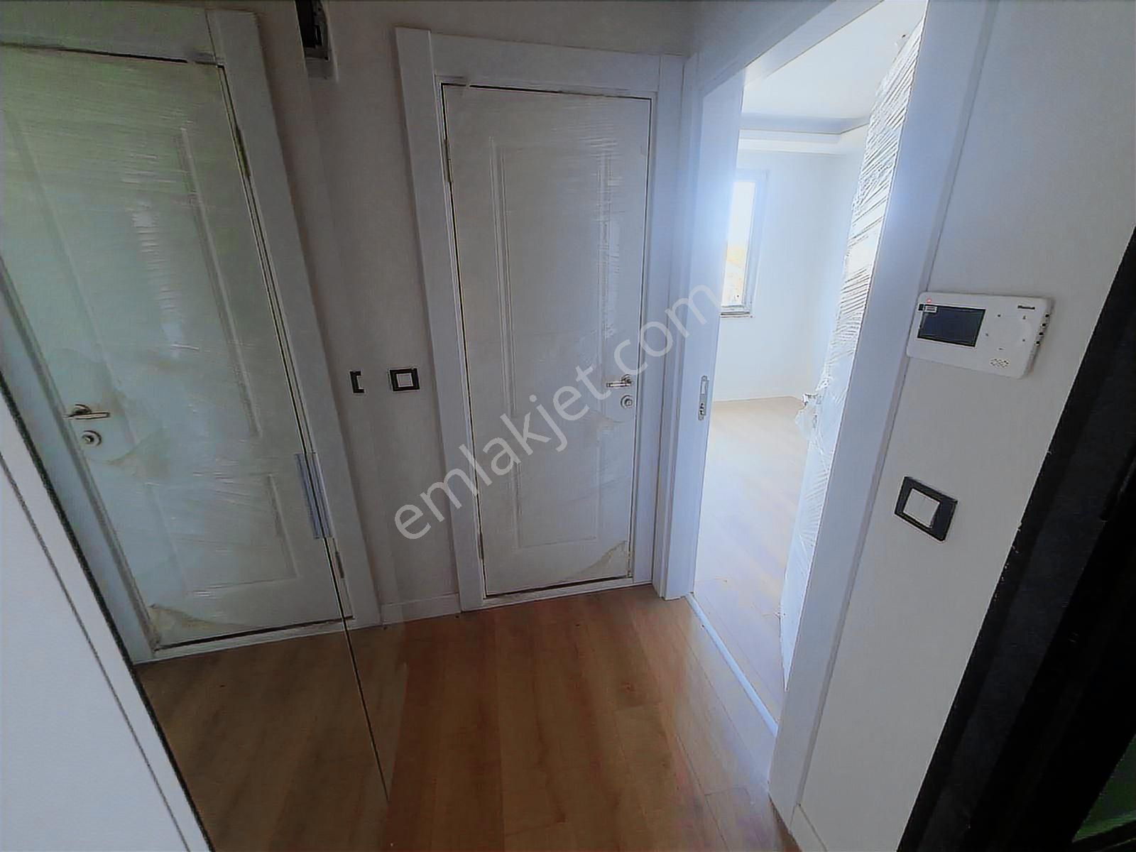 Atakum Körfez'de Full Deniz Manzaralı,iskanlı,yüksek Kredili 1+1 - Görsel 8