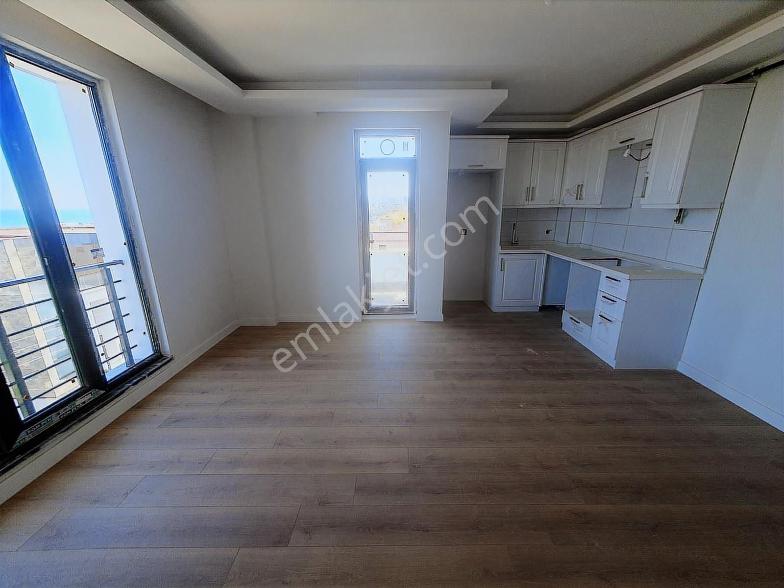 Atakum Körfez'de Full Deniz Manzaralı,iskanlı,yüksek Kredili 1+1