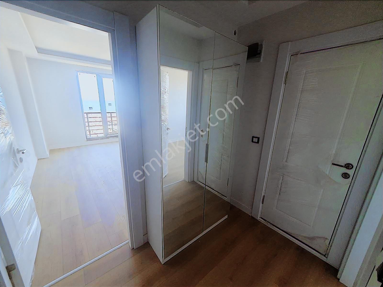 Atakum Körfez'de Full Deniz Manzaralı,iskanlı,yüksek Kredili 1+1 - Görsel 7