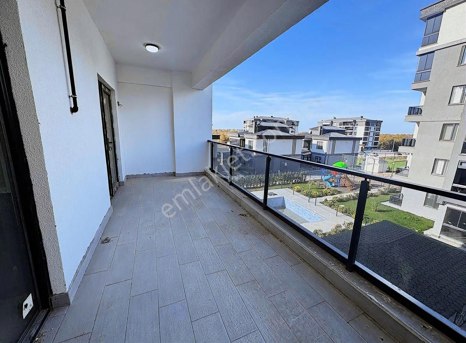 Cumhuriyet Mahallesin De Site İçerisin De Satılık 3+1 - Görsel 28