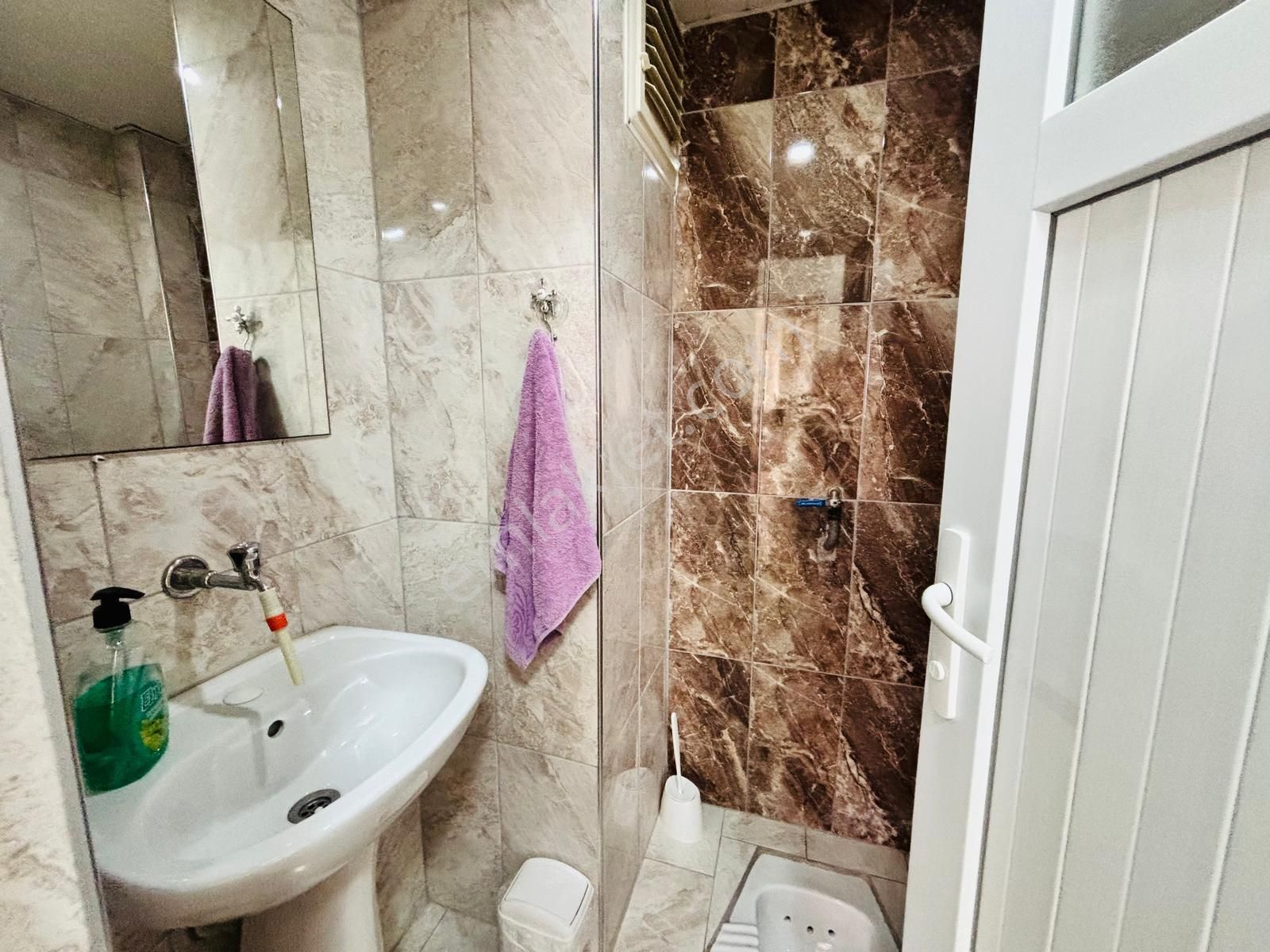 Acil Satılık 2+1 Daire – Güller Pınarı / Yalı Taksi Civarı - Görsel 3