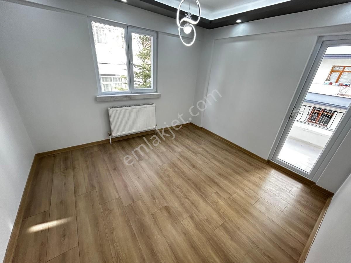 Sincan Pınarbaşı Mah 3+1 Lüx Yapılı Ara Katta Bağımsız Daire - Görsel 17