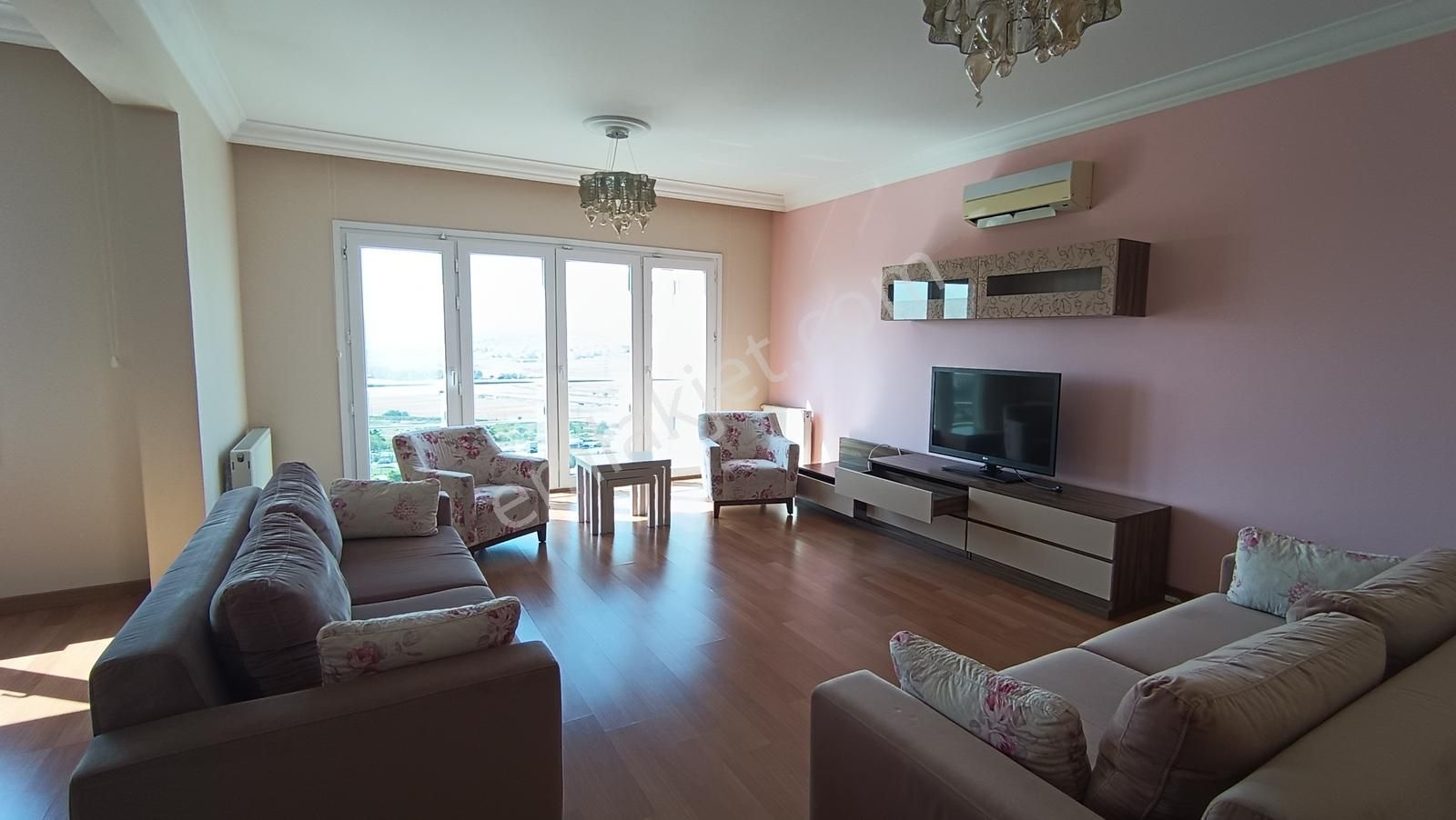 Bizimevler 1 Geniş Tadilatlı Göl Manzaralı 3+1 Satılık Daire - Görsel 15