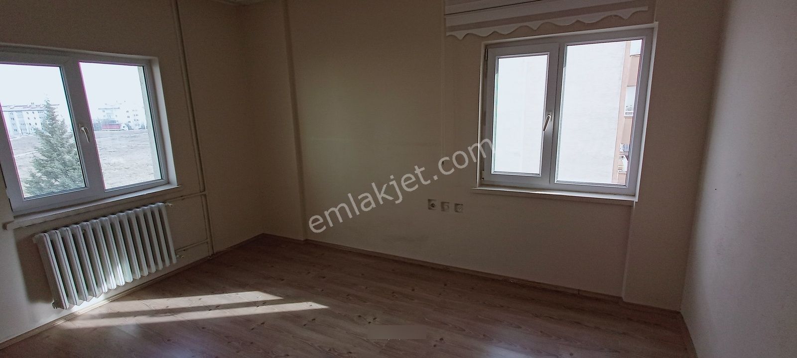 75. Yıl Mah. Site İçi Üç Cephe Arakat Kiralık 2+1 Daire - Görsel 20