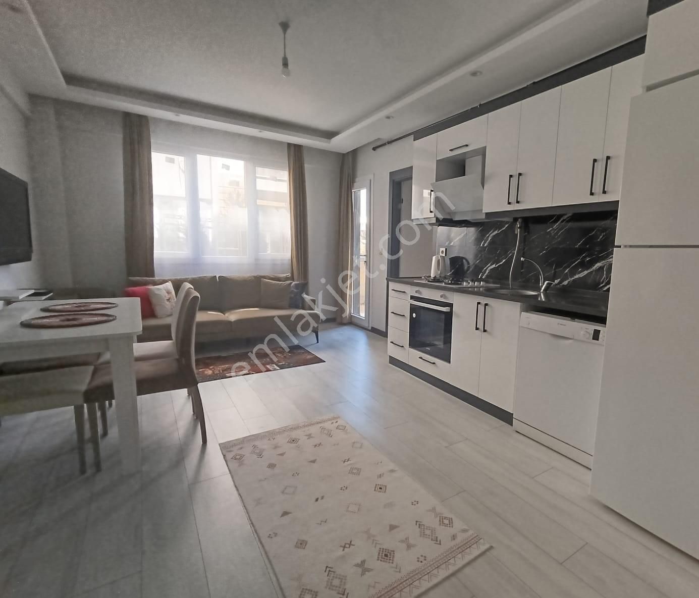 Seyrek'te 1+1 Full Eşyalı Kiralık Bahçe Katı - Görsel 5